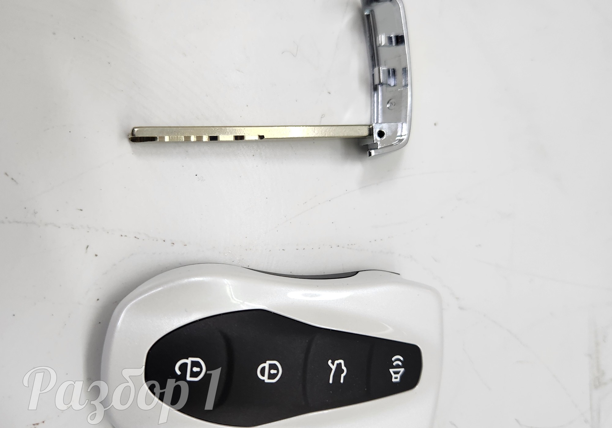 Ключ для Geely Tugella (с 2019)