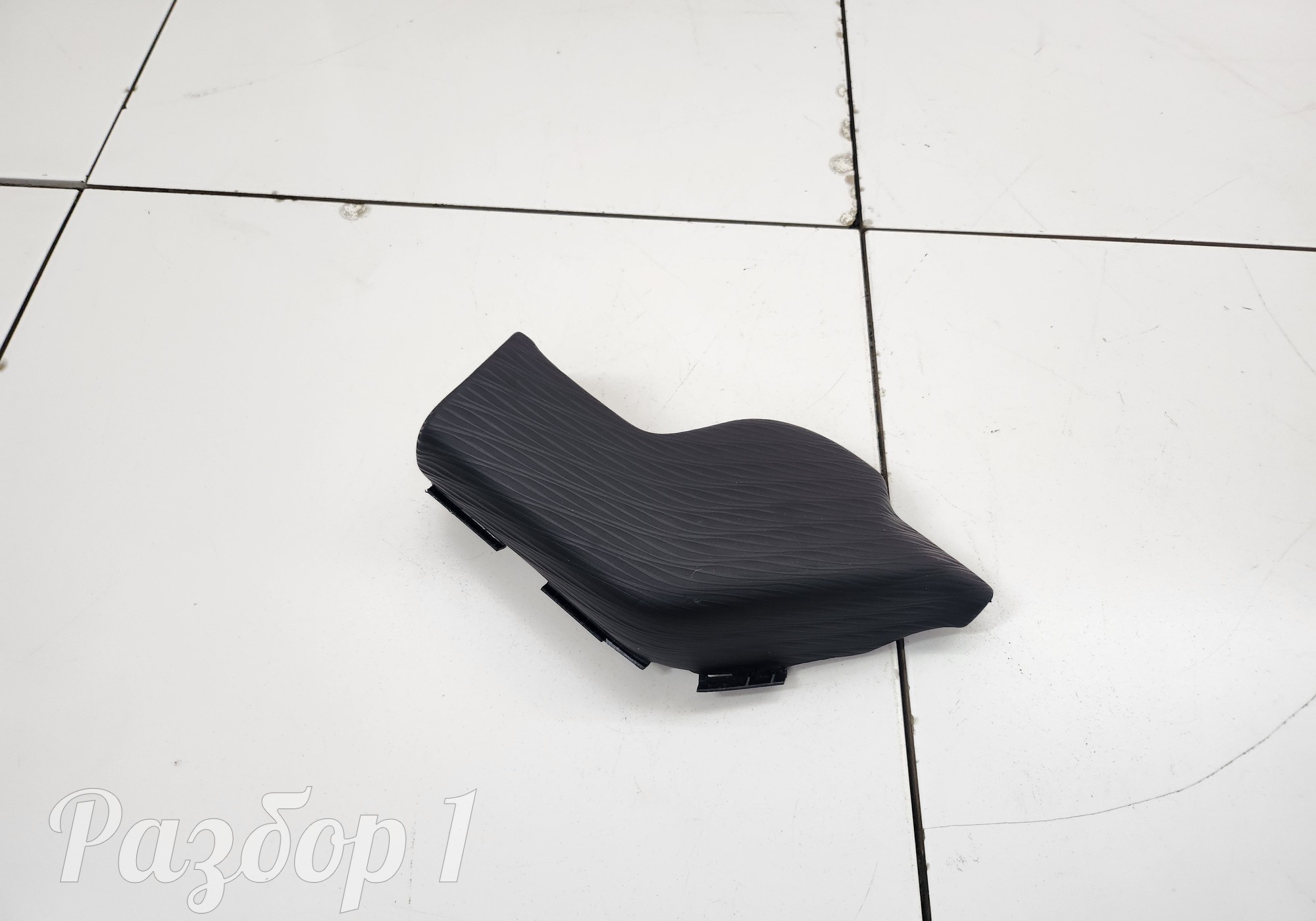 530664XPS01A8P Накладка торпеды для Great Wall Poer King Kong (с 2022)