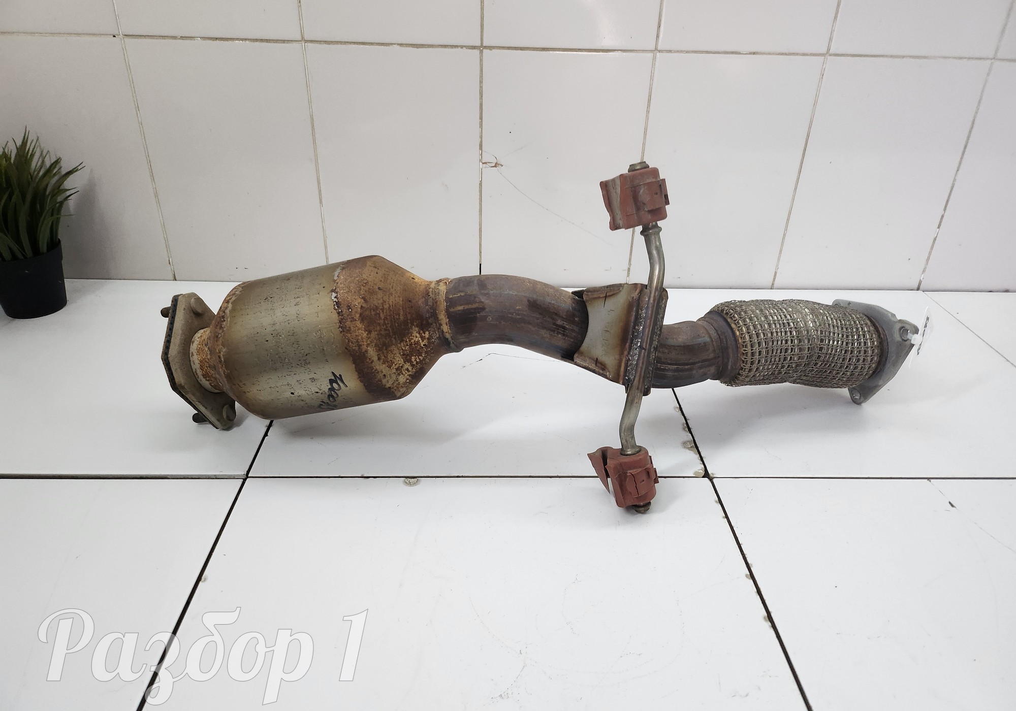 6600187104 Катализатор + гофра для Geely Atlas Pro (с 2021)