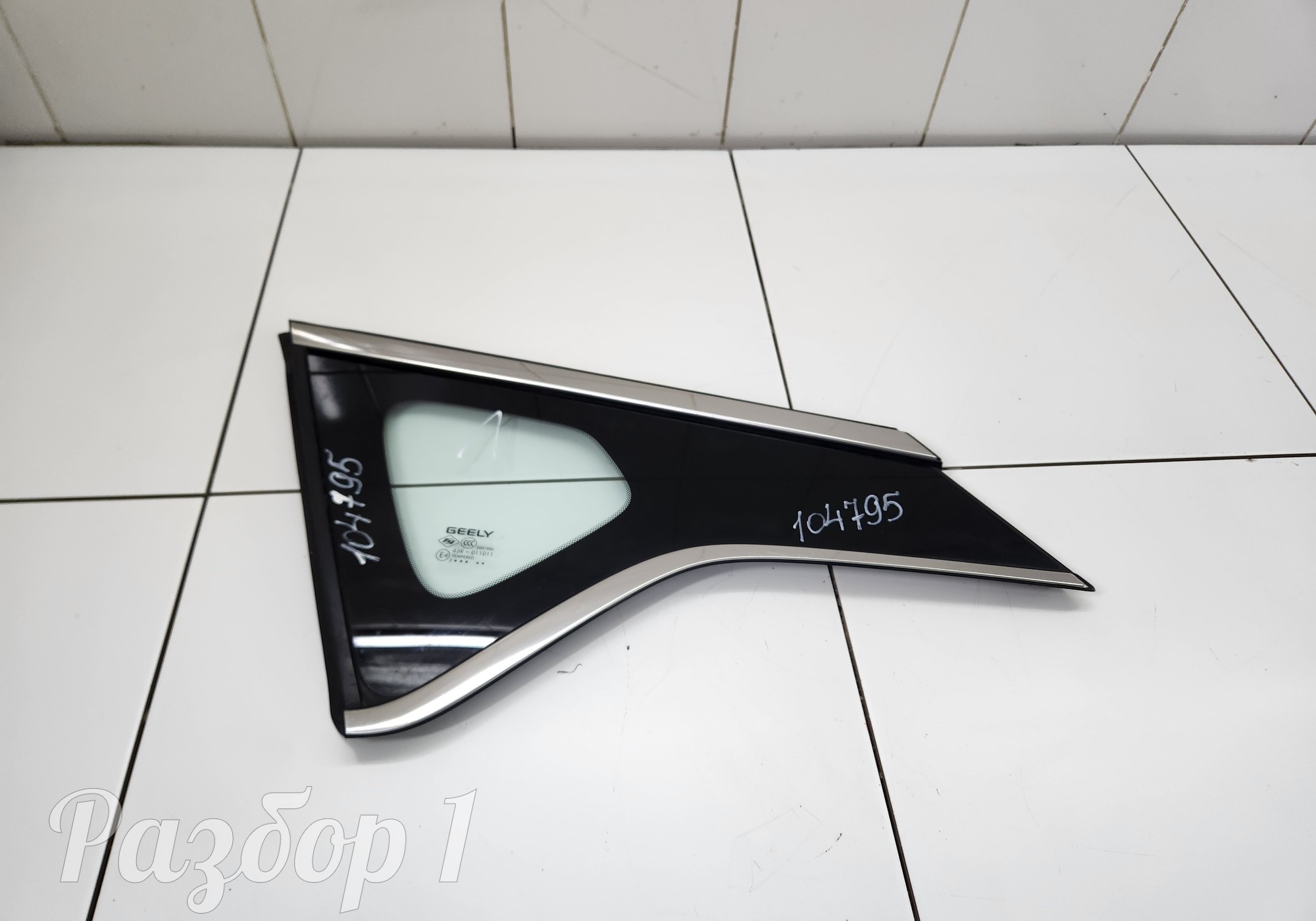 Стекло кузовное левое для Geely Coolray (с 2020)