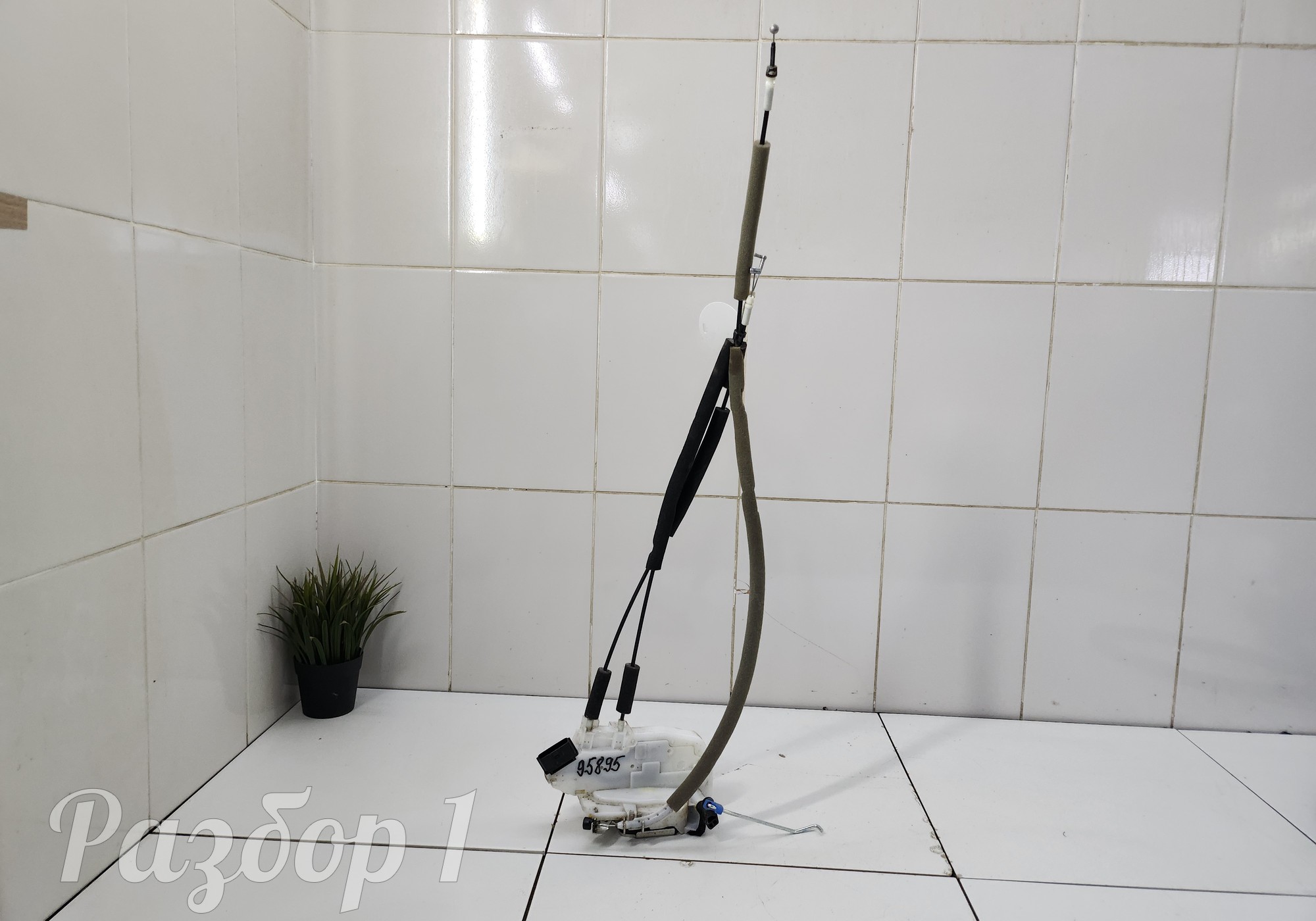 N150010JG0102 Замок двери передний левый для Evolute i-PRO (с 2022)