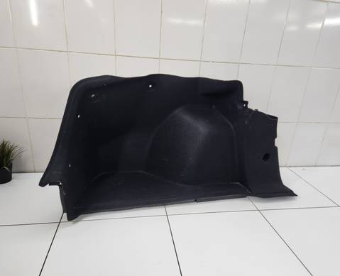 8889531619 Обшивка багажника левая для Geely Emgrand (SS11) (с 2021)