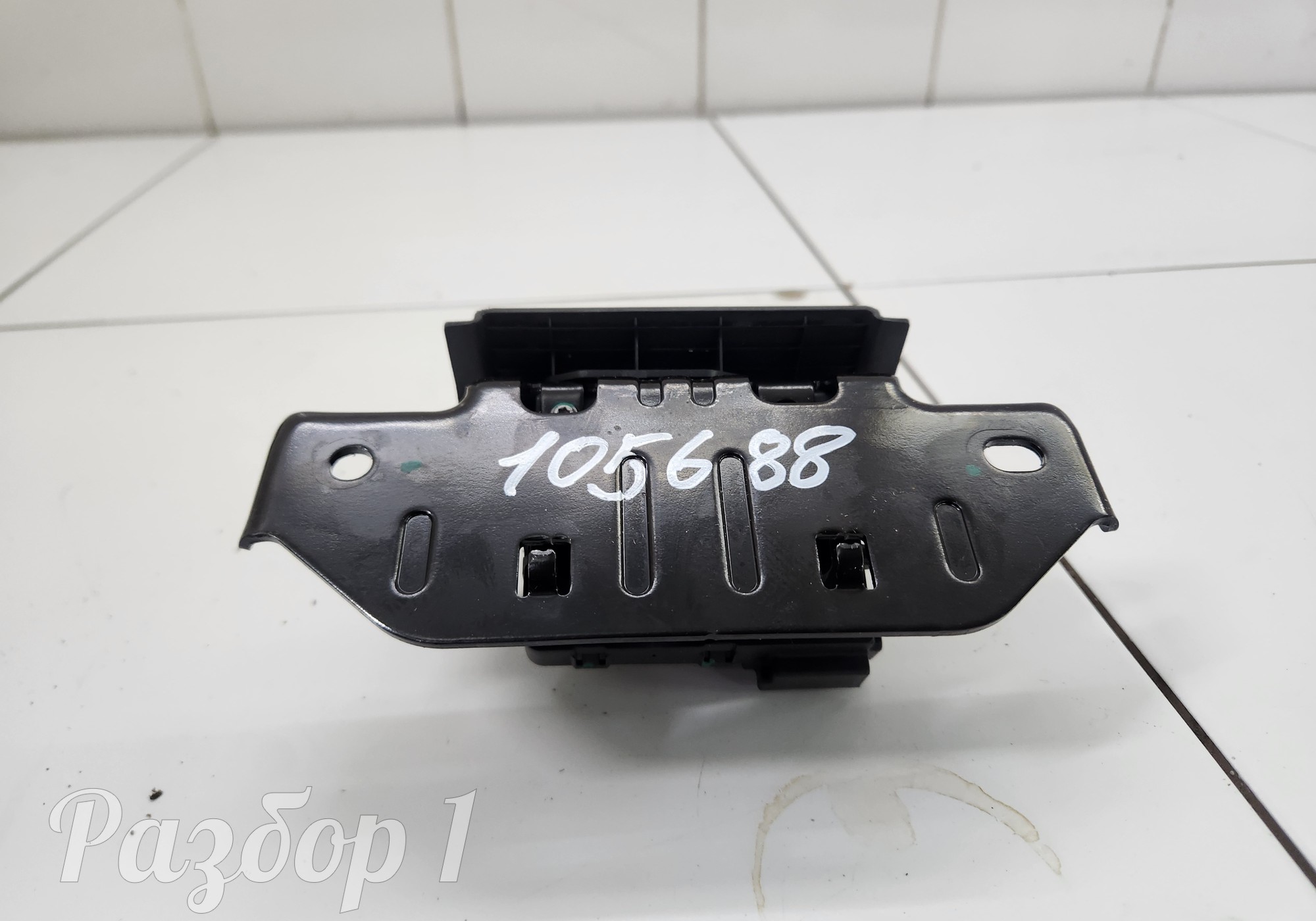 6305010BA03 Замок багажника для Faw Bestune B70 (с 2020)