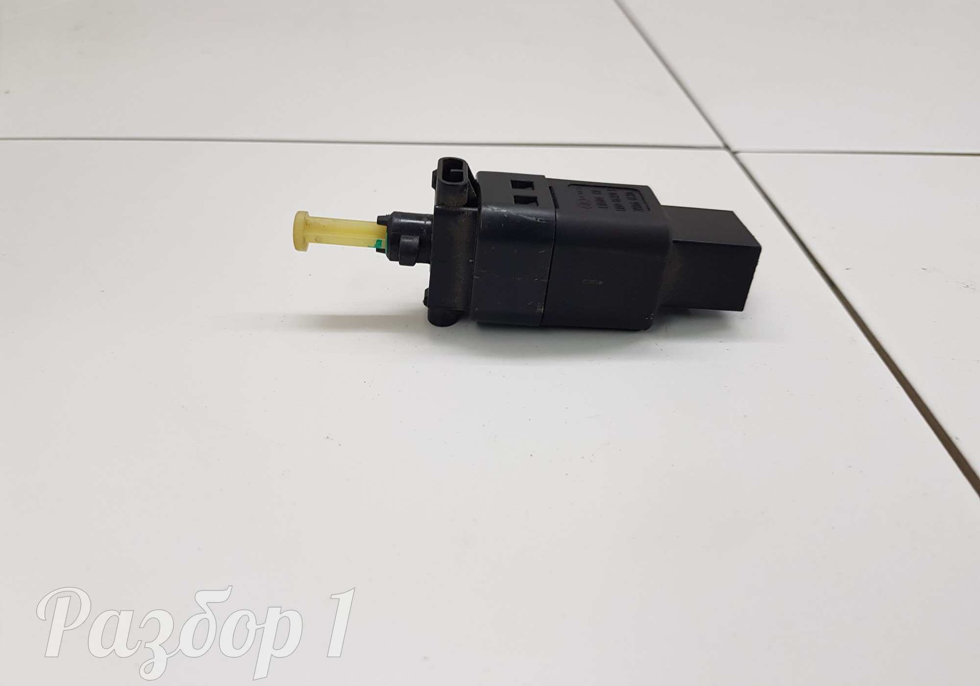 FA0166490B Датчик положения педали тормоза для Faw Besturn X80 (с 2013)