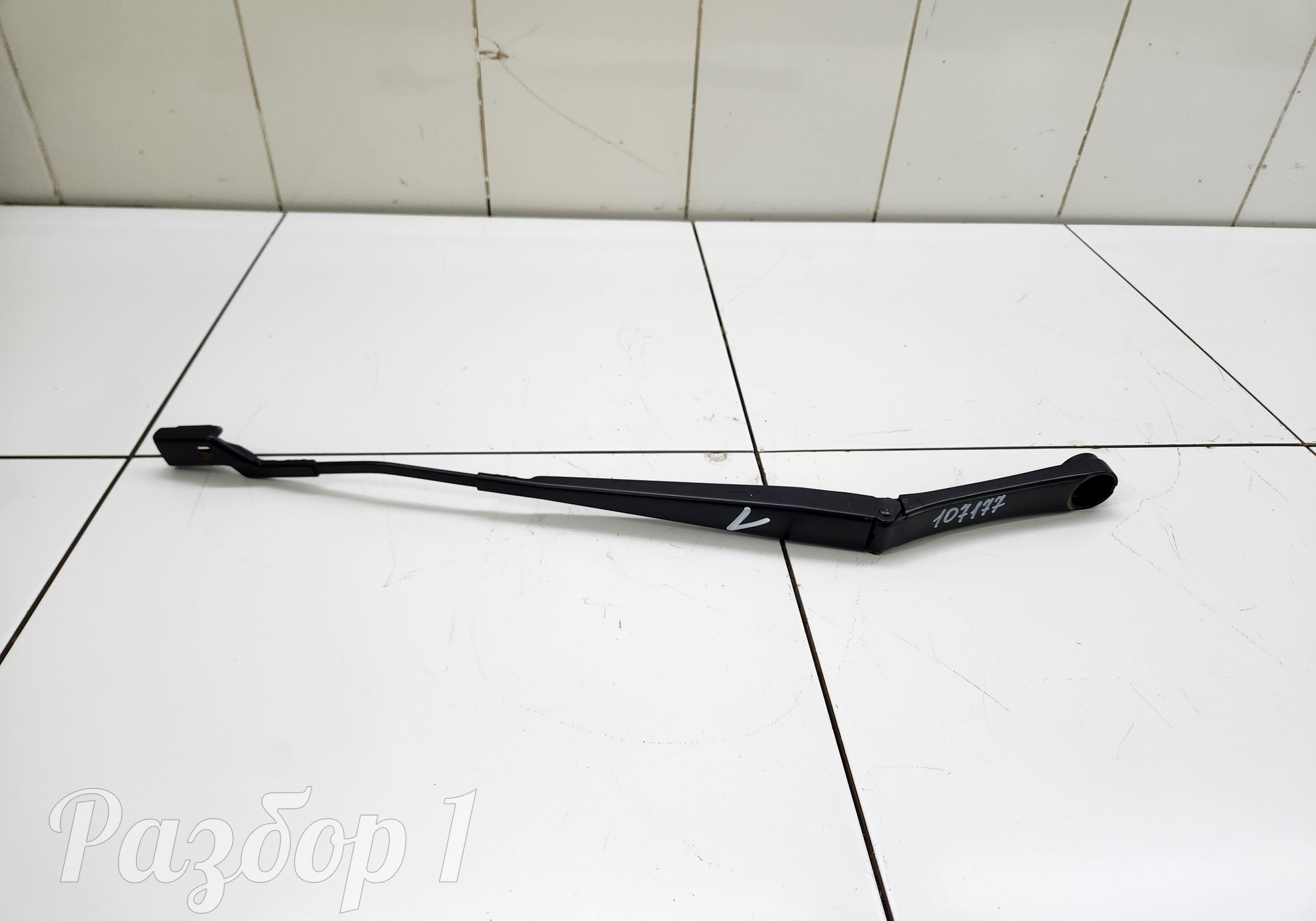 5205070DE01 Поводок стеклоочистителя левый для Changan UNI-V (с 2022)