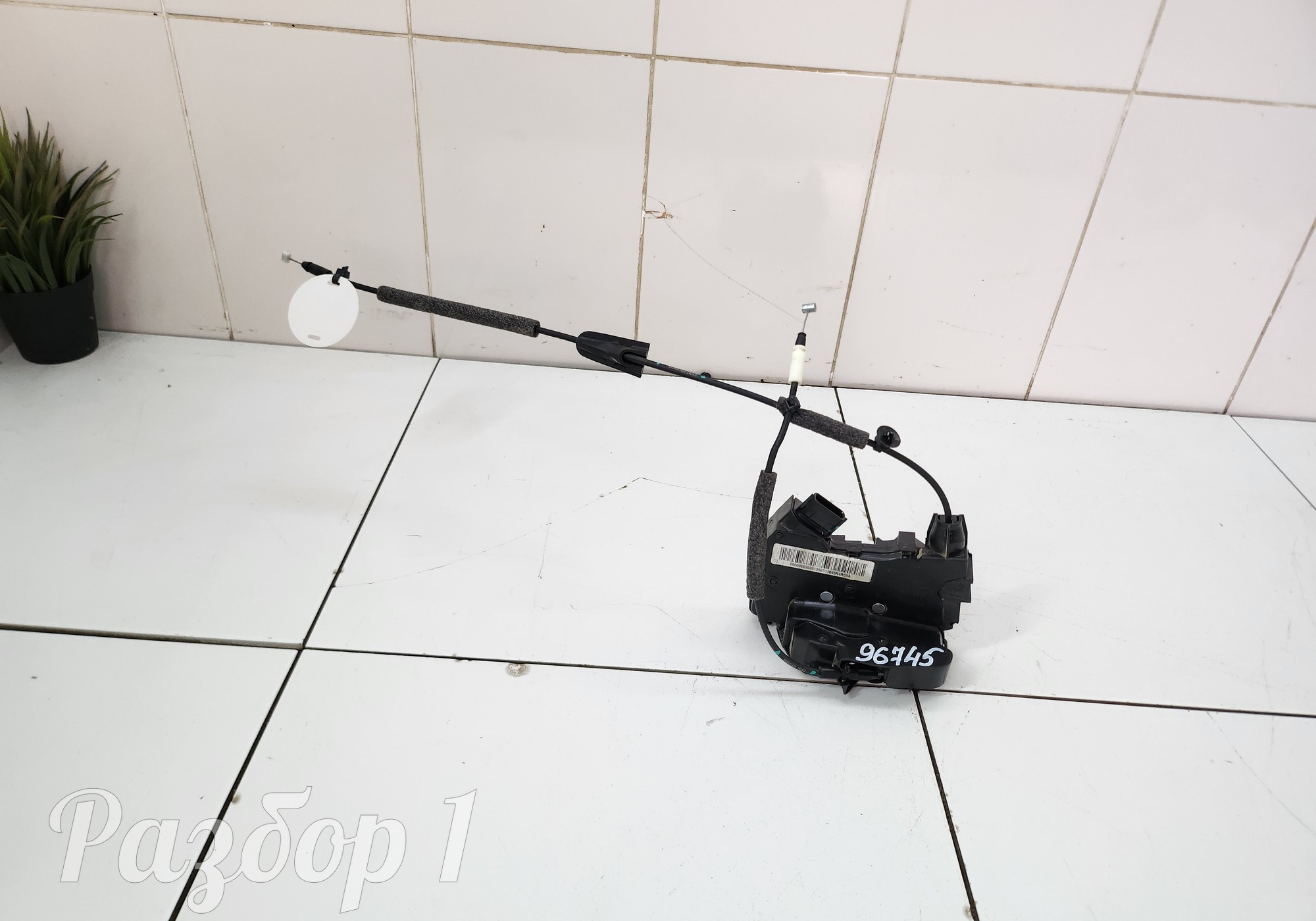 6600061352 Замок передней правой двери для Geely Atlas Pro (с 2021)