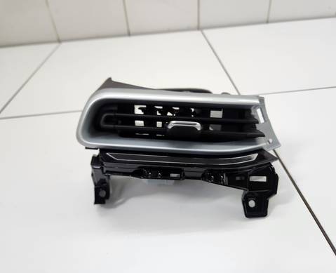 8890307778 Дефлектор воздушный левый для Geely Emgrand (SS11) (с 2021)