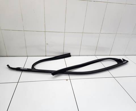 Уплотнитель стекла передней правой двери для Geely Tugella (с 2019)