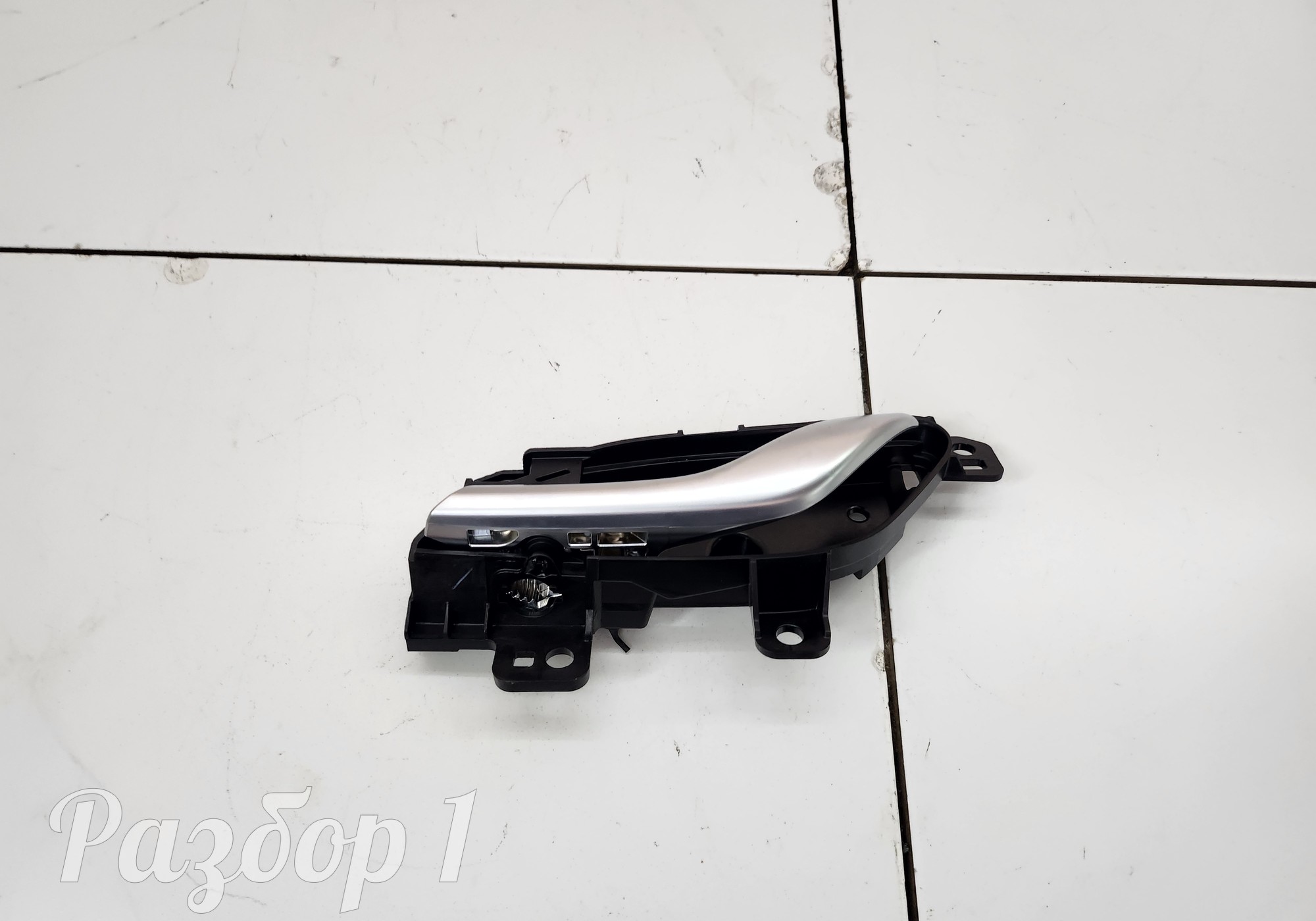 8889188826 Ручка двери внутренняя передняя левая для Geely Monjaro (с 2021)