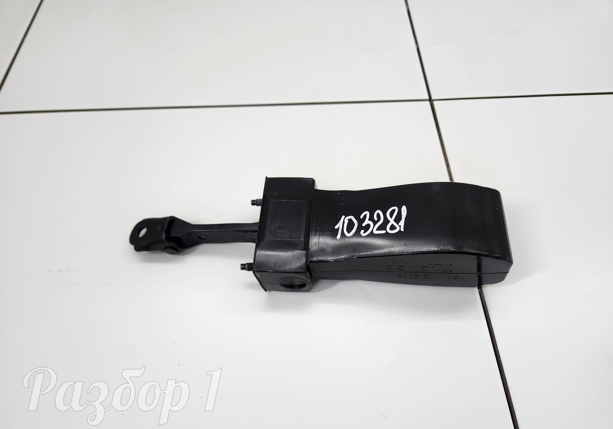 6600000287 Ограничитель двери передней правой для Geely Tugella (с 2019)