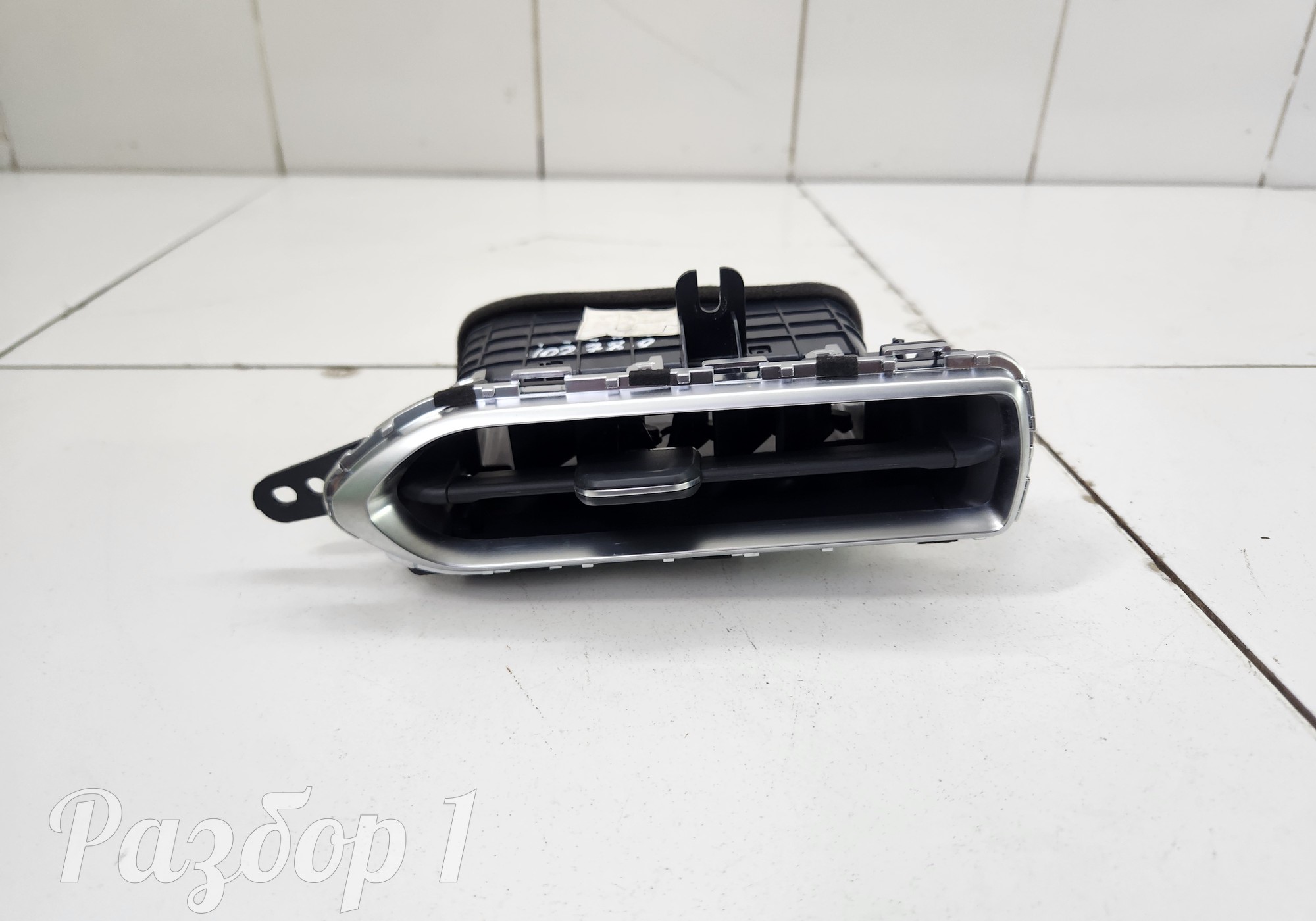 5306310CN01 Дефлектор воздушный левый для Changan UNI-T (с 2020)