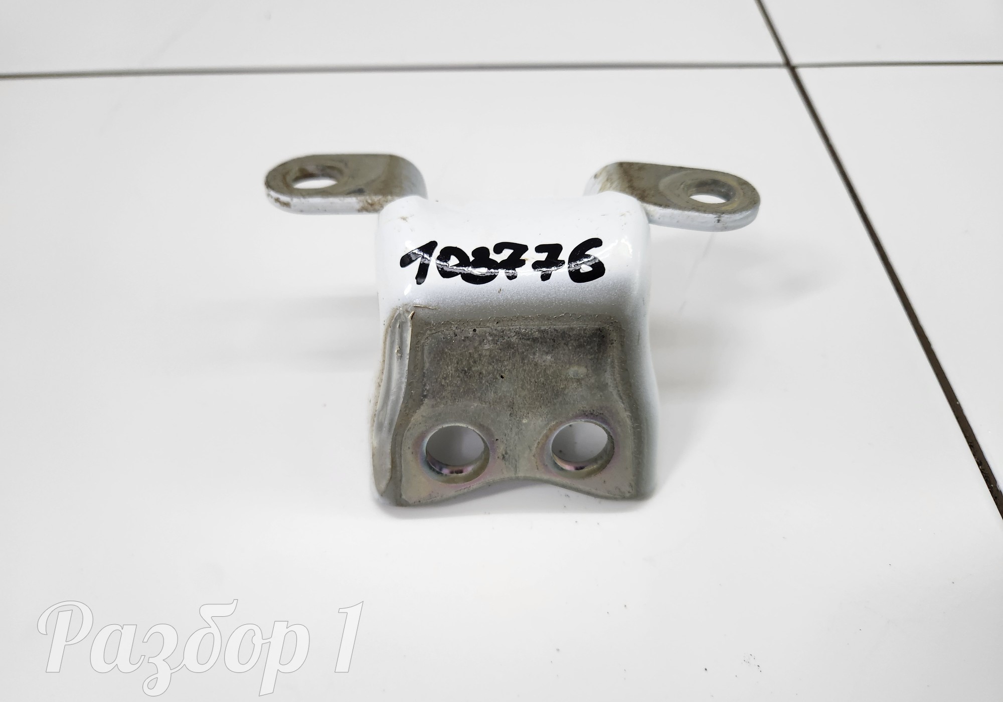 6106400AKZ16A Петля двери передняя правая низ для Haval M6 II (с 2021)