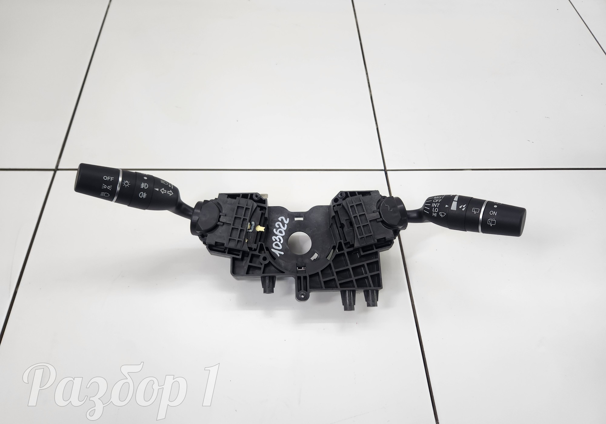 3774100AKZ36A Переключатель подрулевой для Haval M6 II (с 2021)