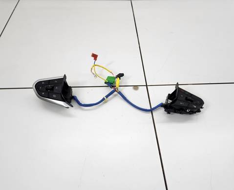 Блок кнопок на руль для Geely Tugella (с 2019)