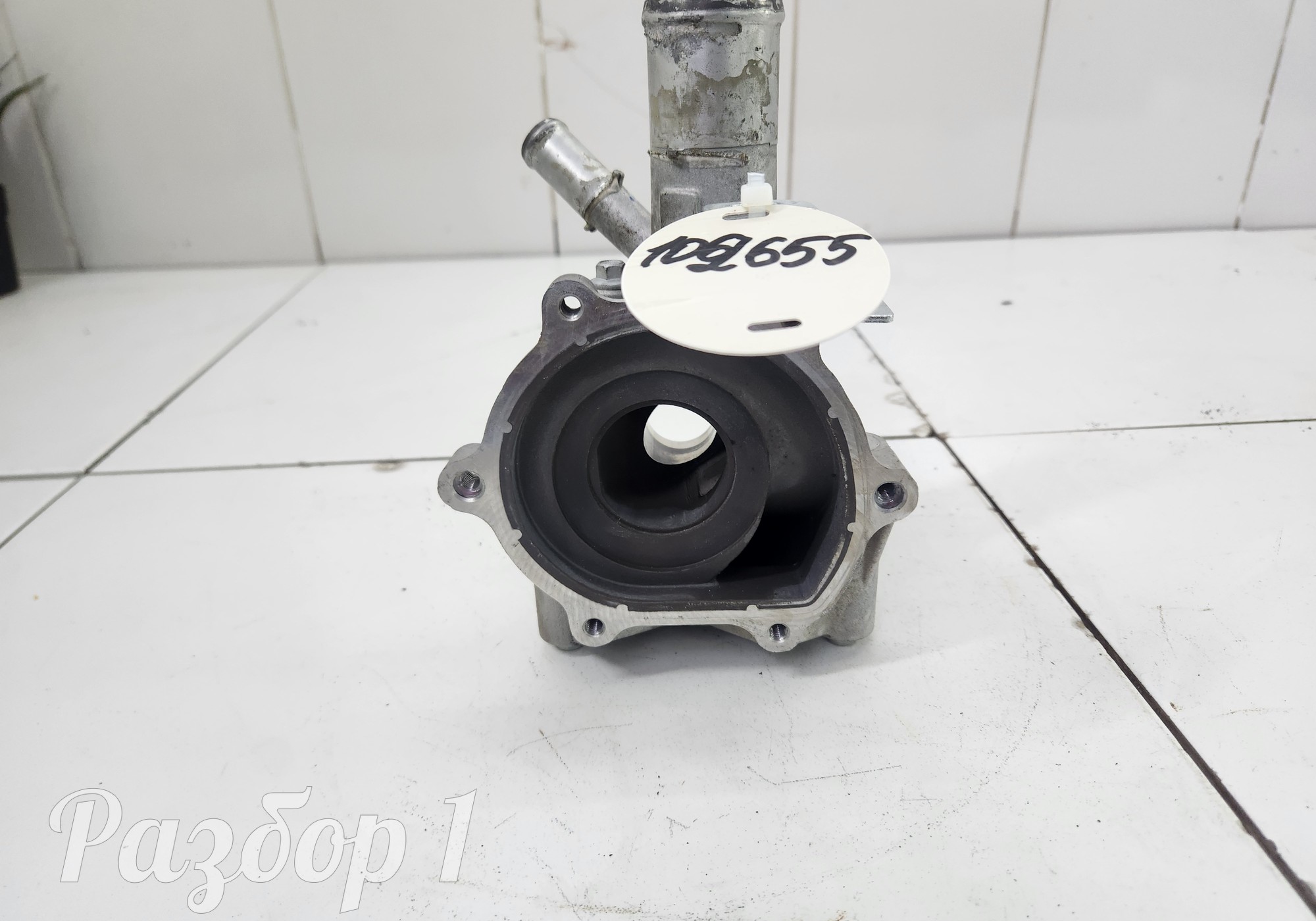 Насос водяной (помпа) корпус для Jac T9 (с 2023)