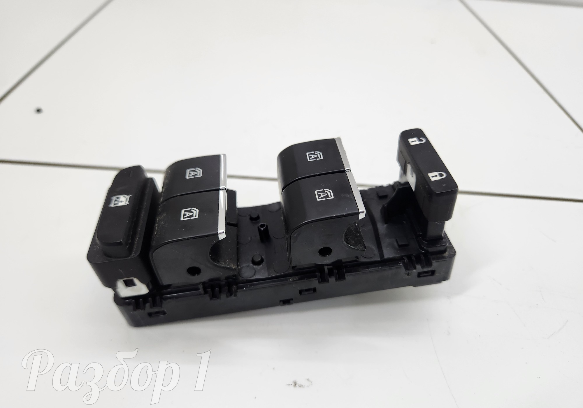 8227003DSV0100CSX Блок управления стеклоподъемниками для Gac GS3 (с 2024)