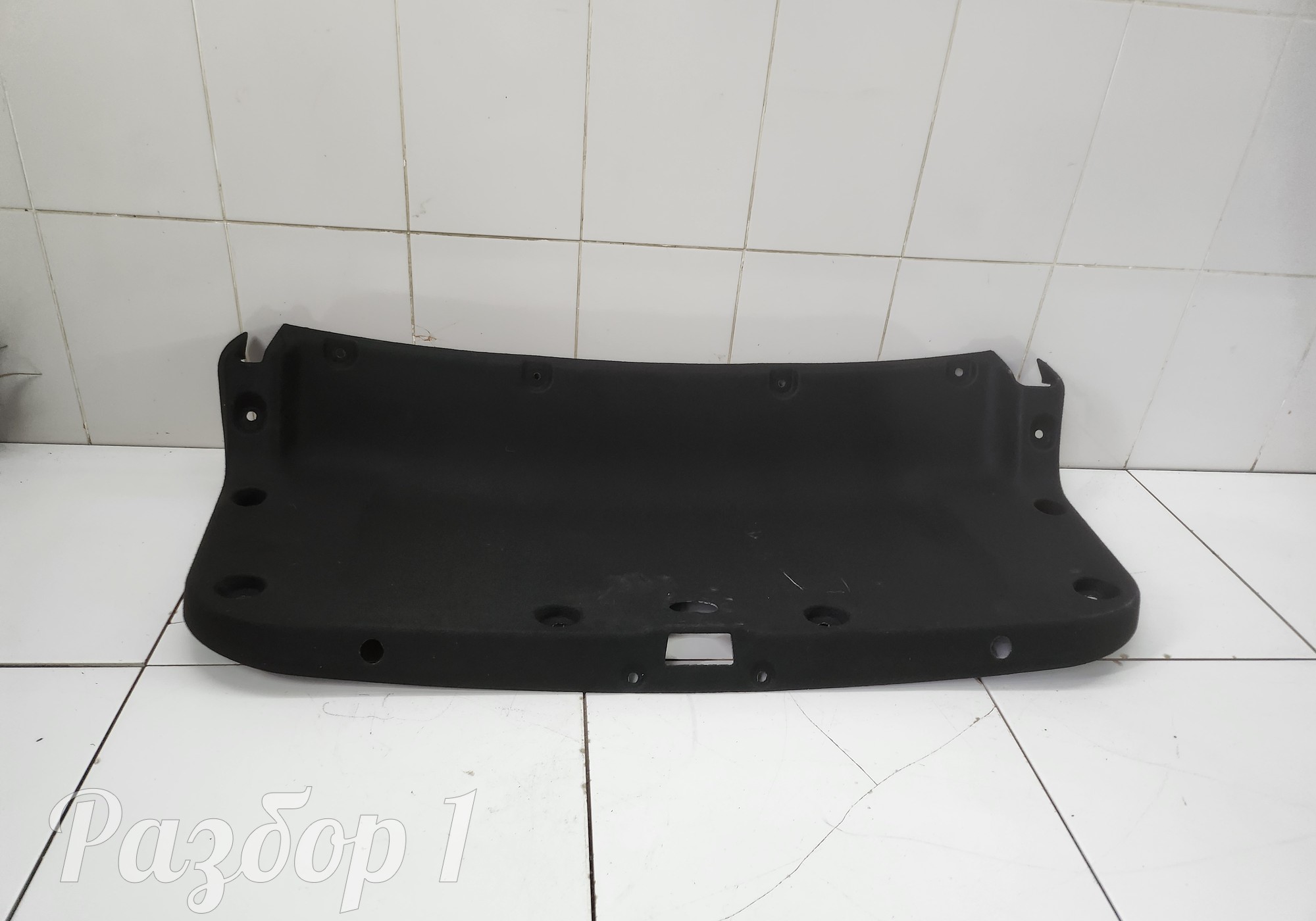 8889562345 Обшивка крышки багажника для Geely Emgrand (SS11) (с 2021)