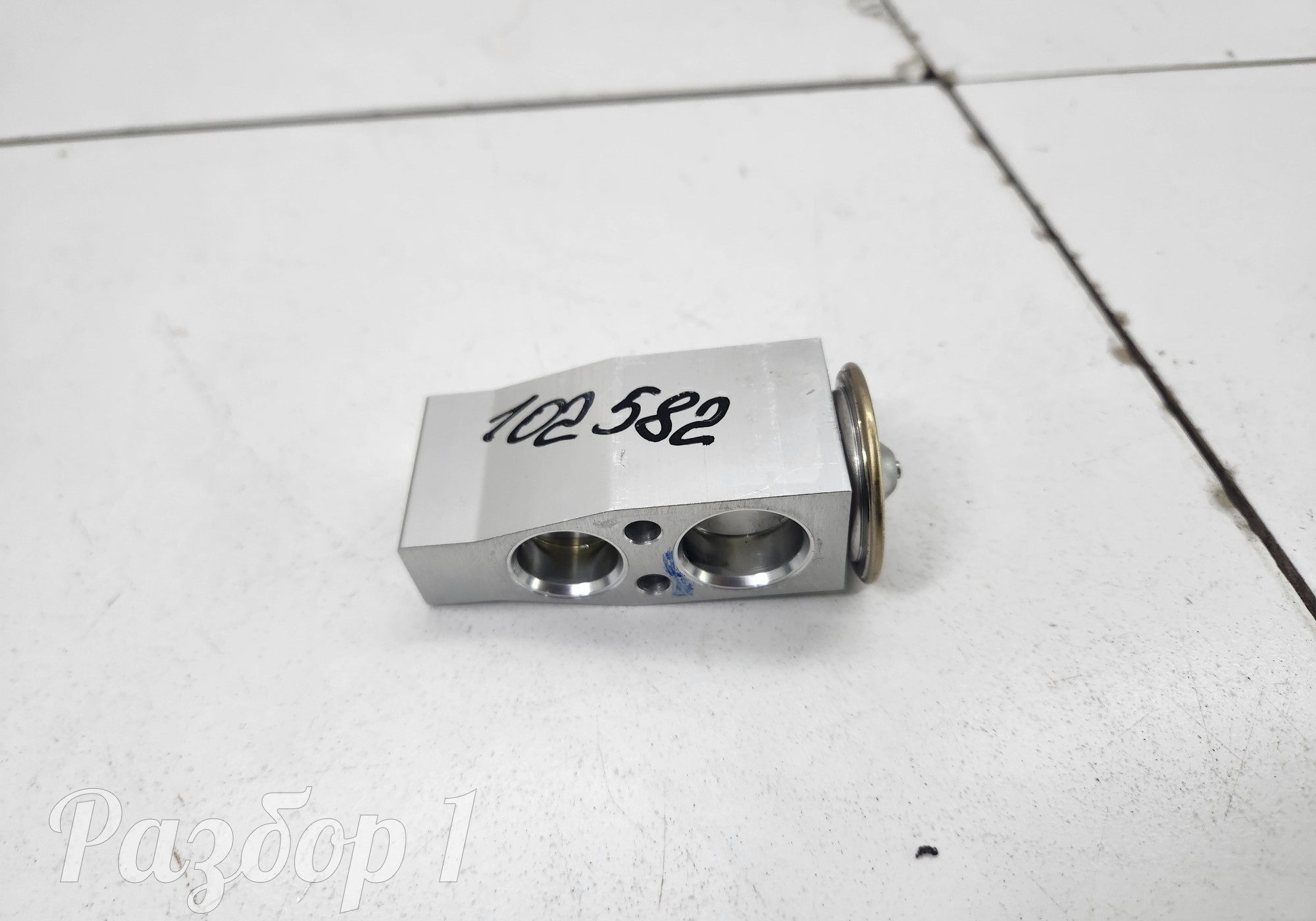 JE50071A000Z Клапан кондиционера для Jac T9 (с 2023)