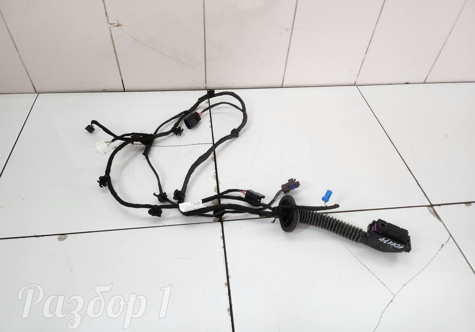 8893468484 Электропроводка передней правой двери для Geely Emgrand (SS11) (с 2021)