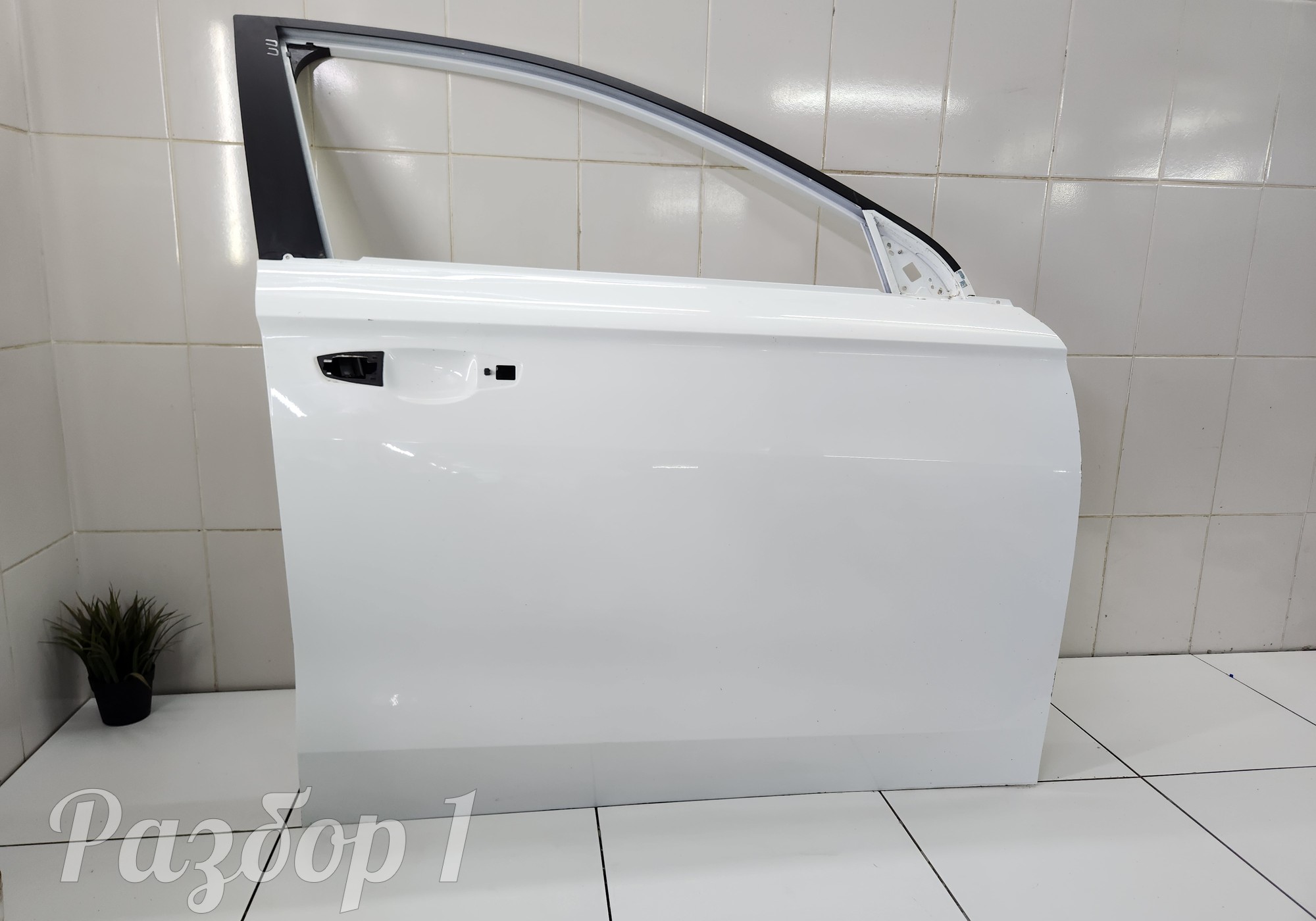 5075071100C15 Дверь передняя правая для Geely Emgrand (SS11) (с 2021)