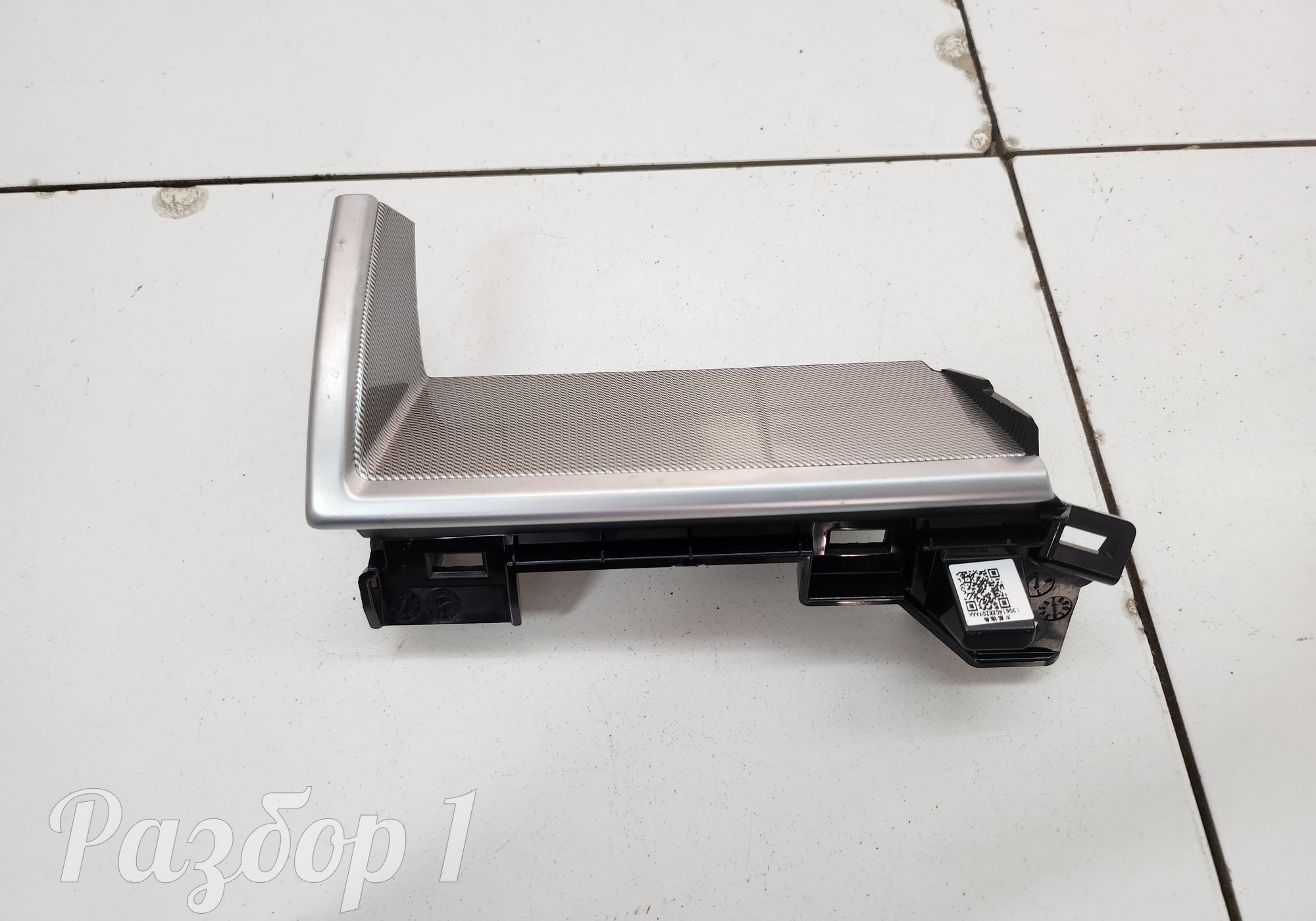 5306141XKZ0YA Накладка торпеды для Haval M6 II (с 2021)