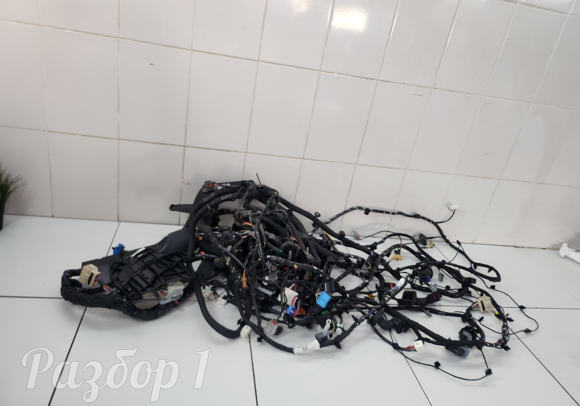 6608195929 Электропроводка салона для Geely Monjaro (с 2021)