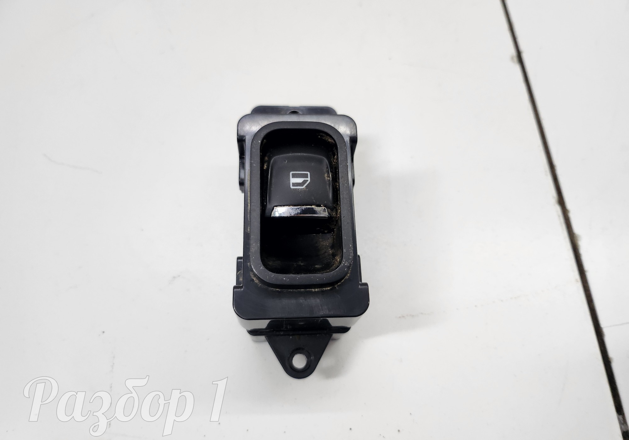 3746102XKN01A Кнопка стеклоподъемника задней левой двери для Haval Dargo (с 2022)