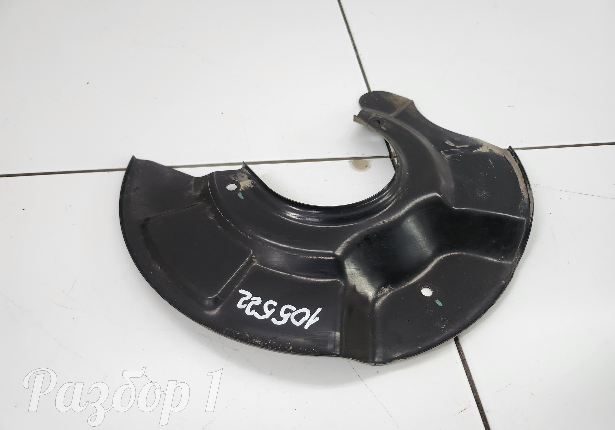 Кожух тормозного диска переднего(правый) для Geely Emgrand II (с 2021)