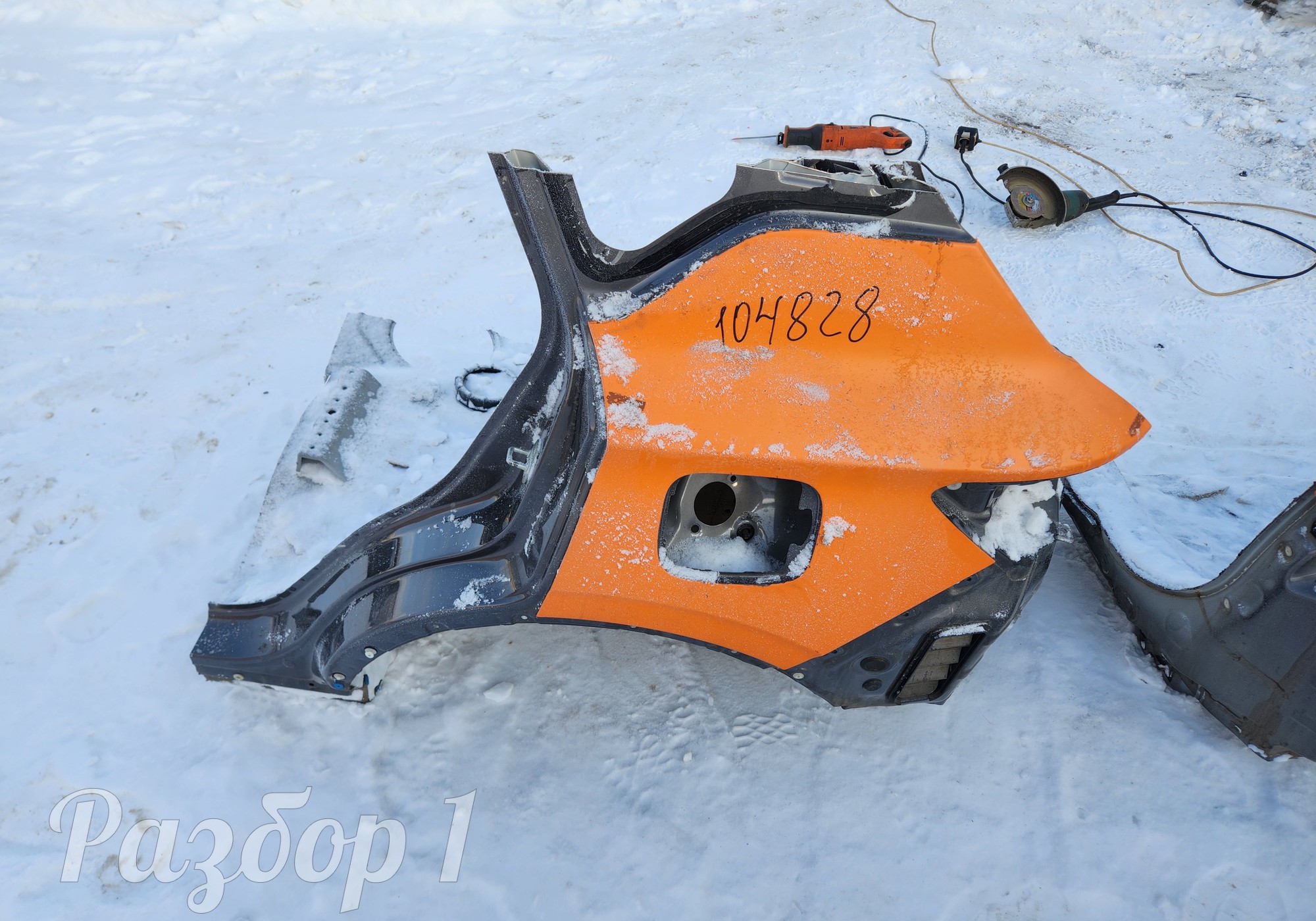 Крыло заднее левое для Geely Coolray (с 2020)