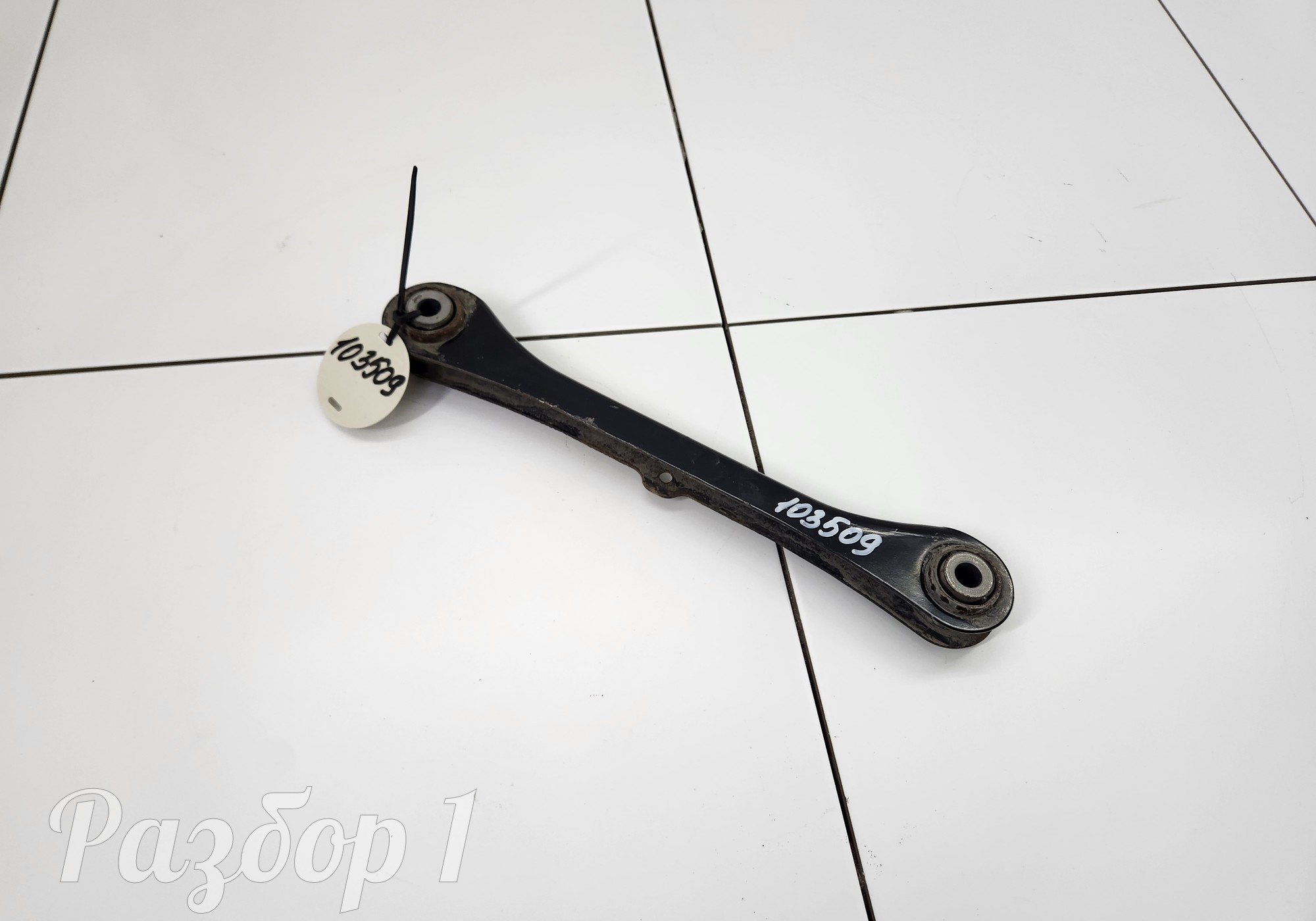 6600005803 Рычаг задней подвески правый для Geely Tugella (с 2019)