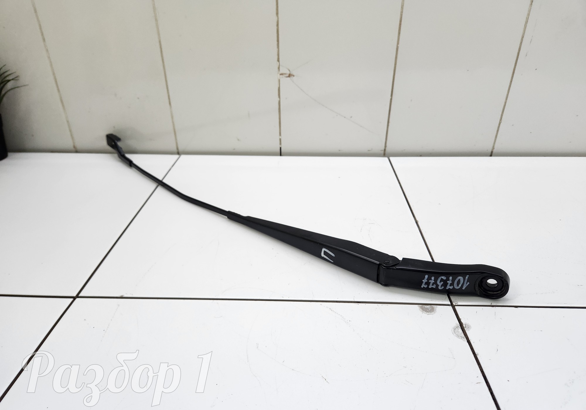 608000162AA Поводок стеклоочистителя правый для Jaecoo J8 (с 2024)