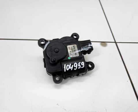 C150211201 Моторчик привода заслонок отопителя для Geely Tugella (с 2019)