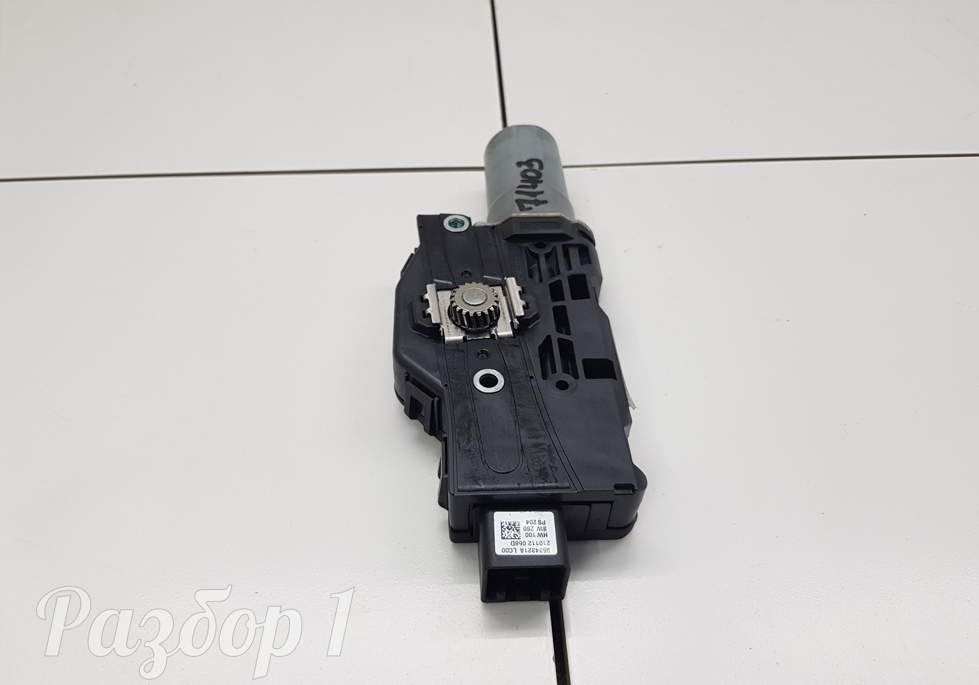 9526635B Моторчик люка задний для Geely Coolray (с 2020)