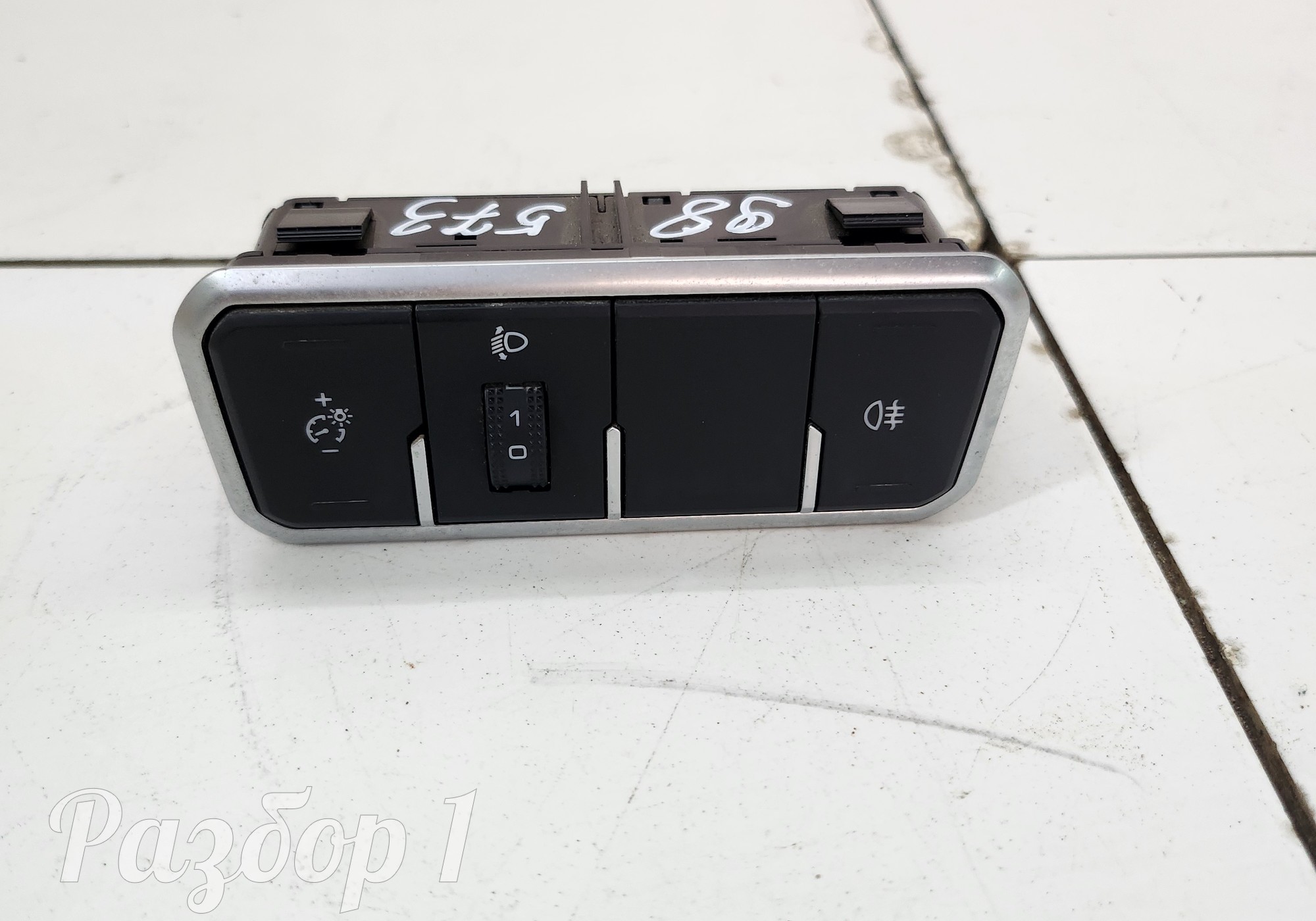 3774420XP6KXA Кнопка корректора фар для Great Wall Wingle 7 (с 2020)