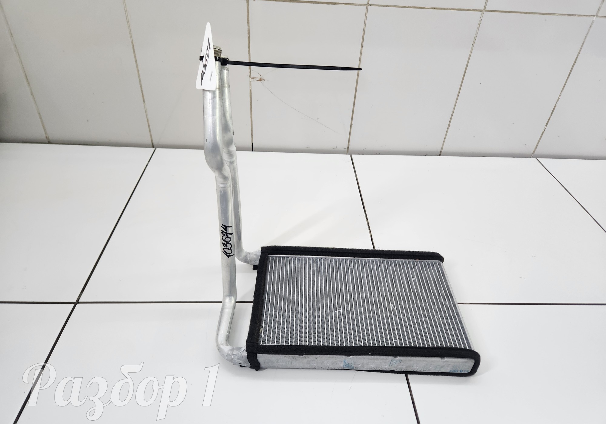 81012000XKZ3EA Радиатор отопителя для Haval M6 II (с 2021)