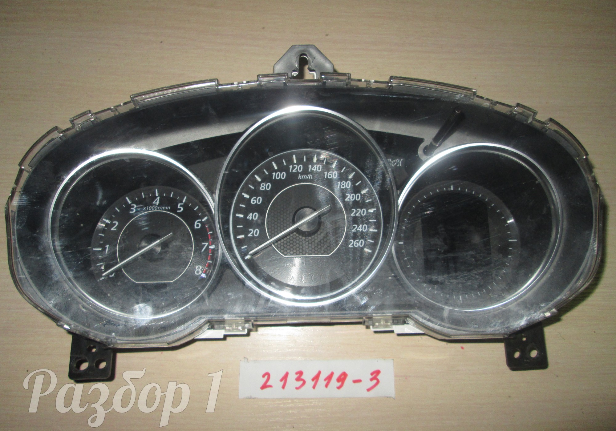 KR9655471B Панель приборов для Mazda