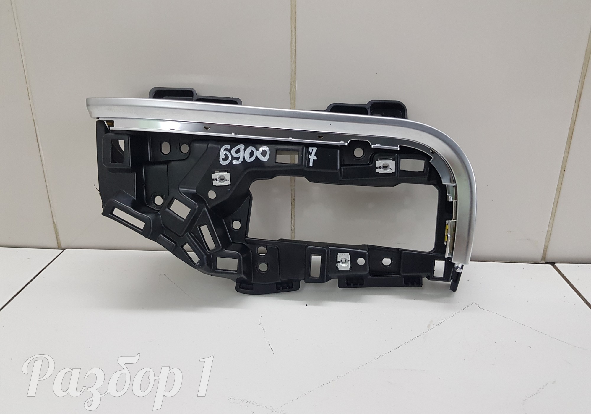 T1A5306143 Накладка центральной консоли для Chery Tiggo 7 Pro (с 2020)