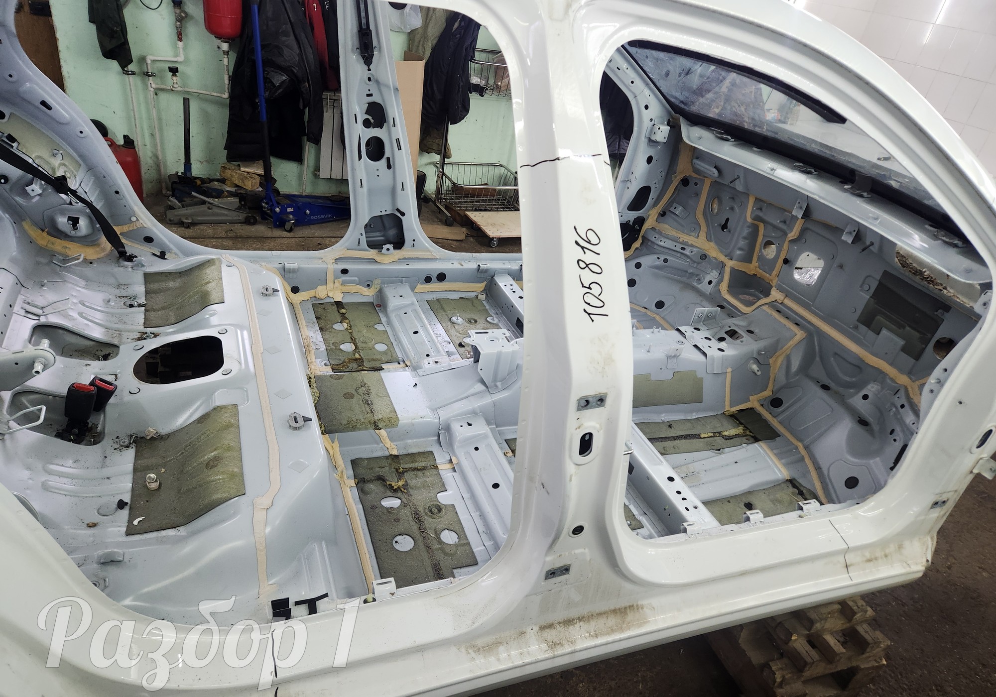 Порог с центральной стойкой правый для Faw Bestune B70 (с 2020)