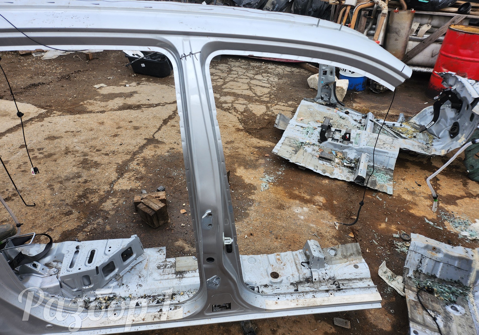 Порог с центральной стойкой правый для Jac T9 (с 2023)