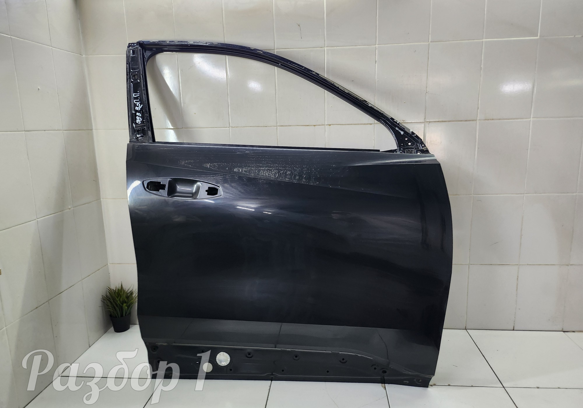 5075079300C15 Дверь передняя правая отличная для Geely Atlas II (с 2023)