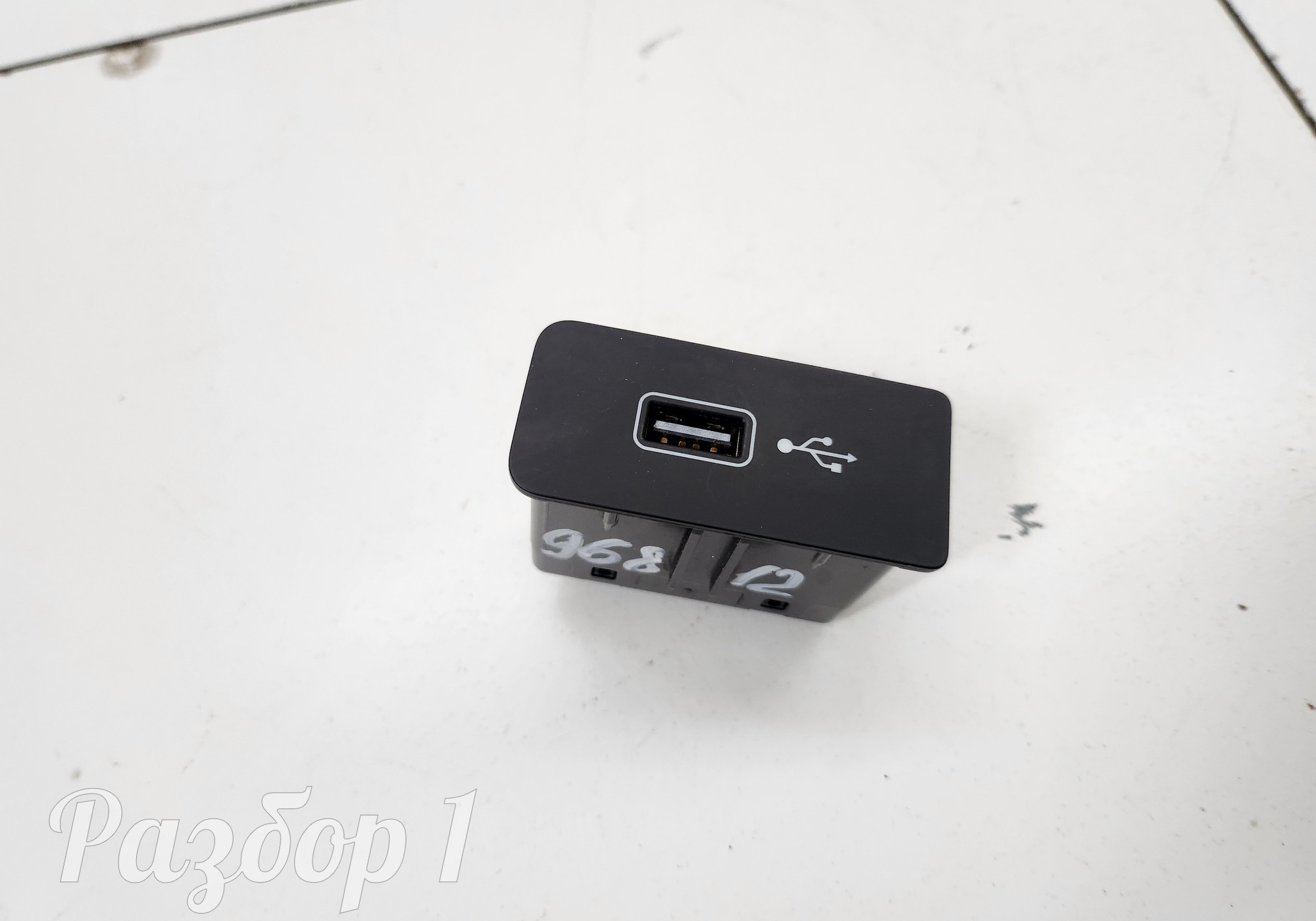6600000836 Разъем usb для Geely Atlas Pro (с 2021)