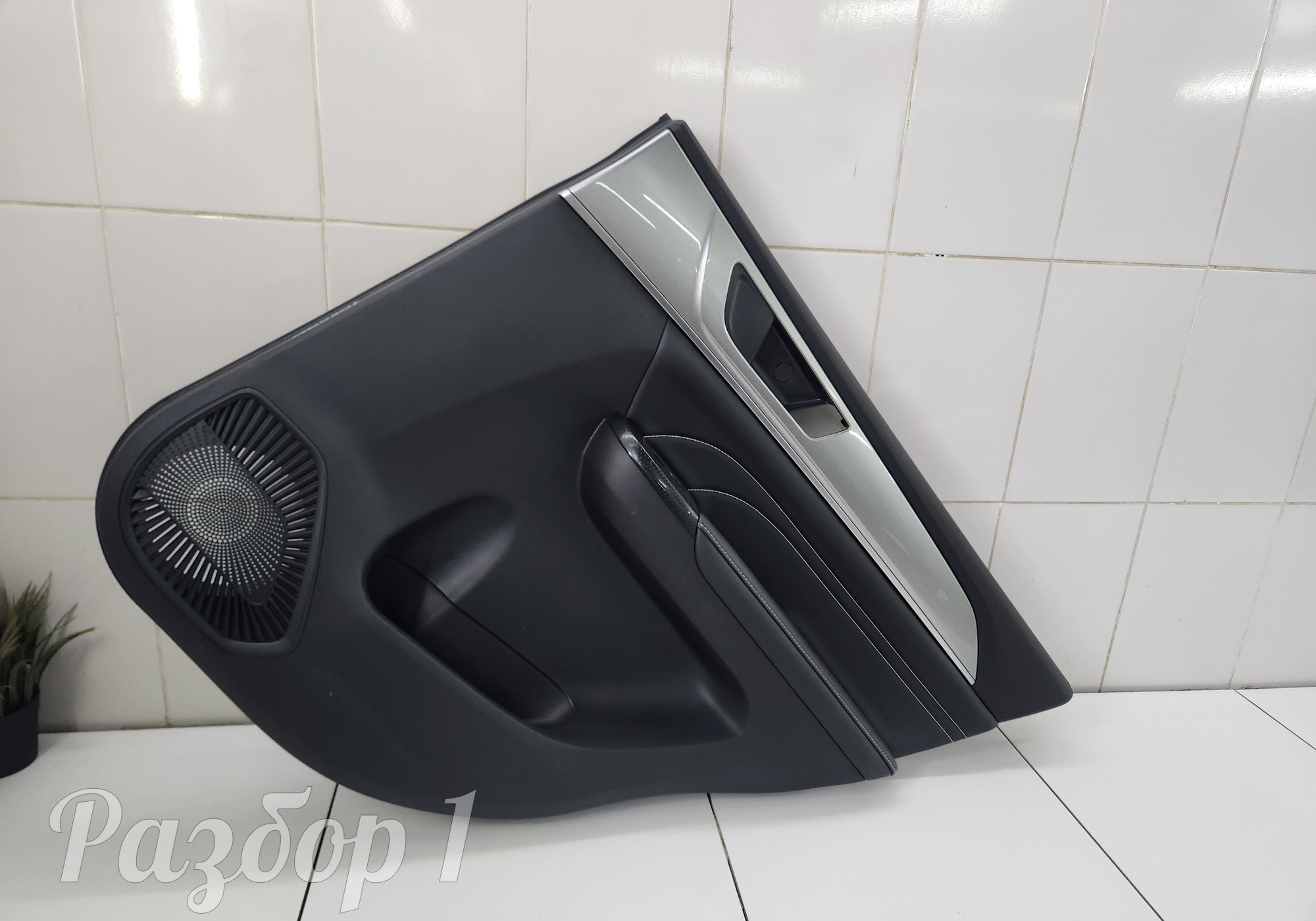 6202120XKZ0YA Обшивка двери задняя правая для Haval M6 II (с 2021)