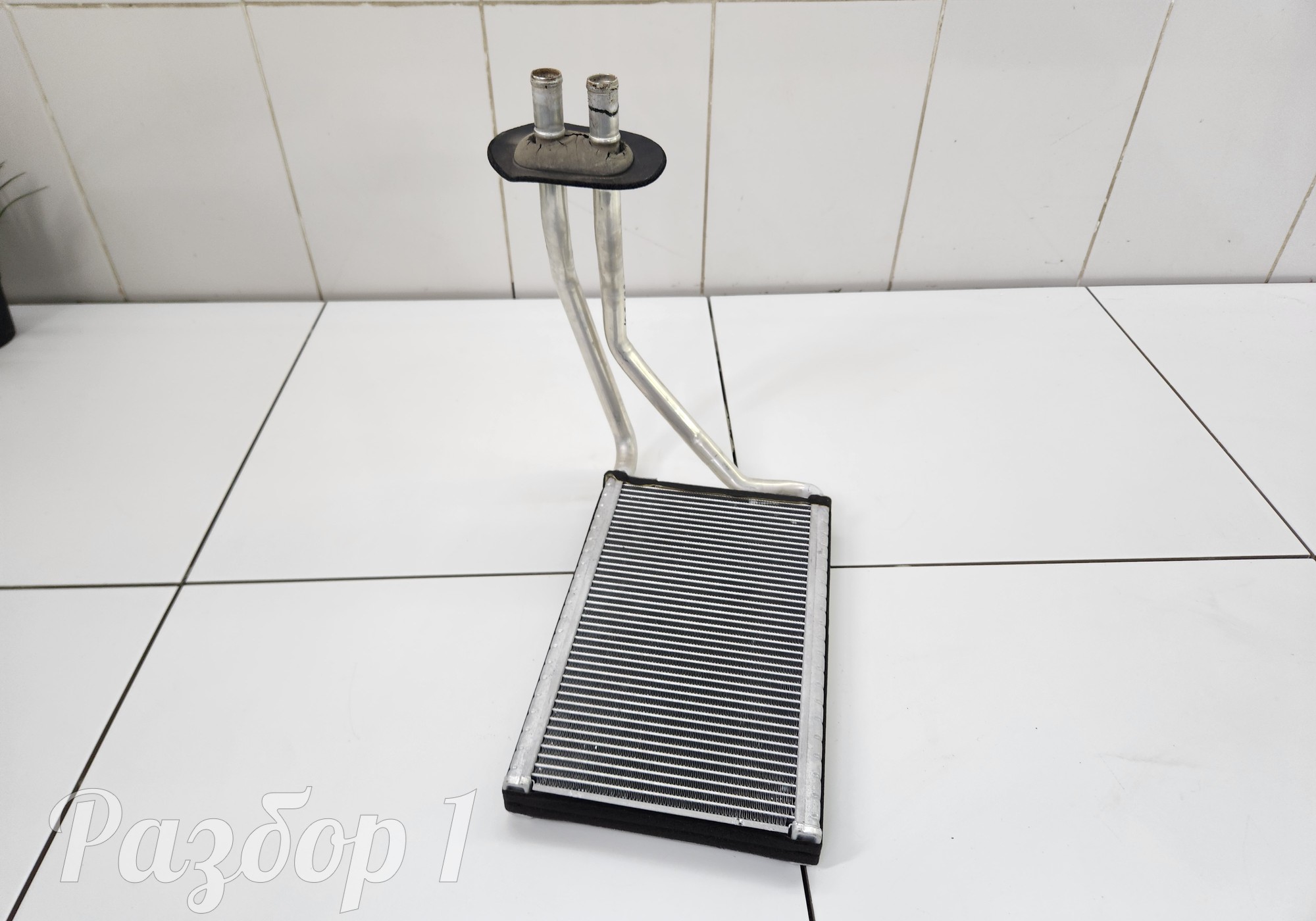 2310061097 Радиатор отопителя для Geely Emgrand (SS11) (с 2021)