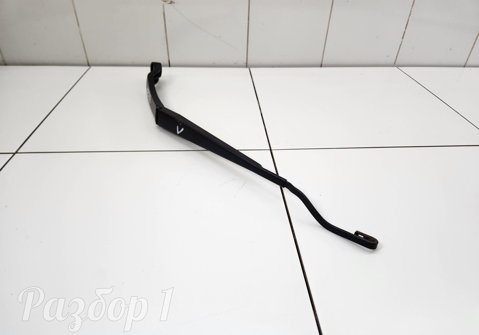 Поводок стеклоочистителя левый для Haval M6 II (с 2021)