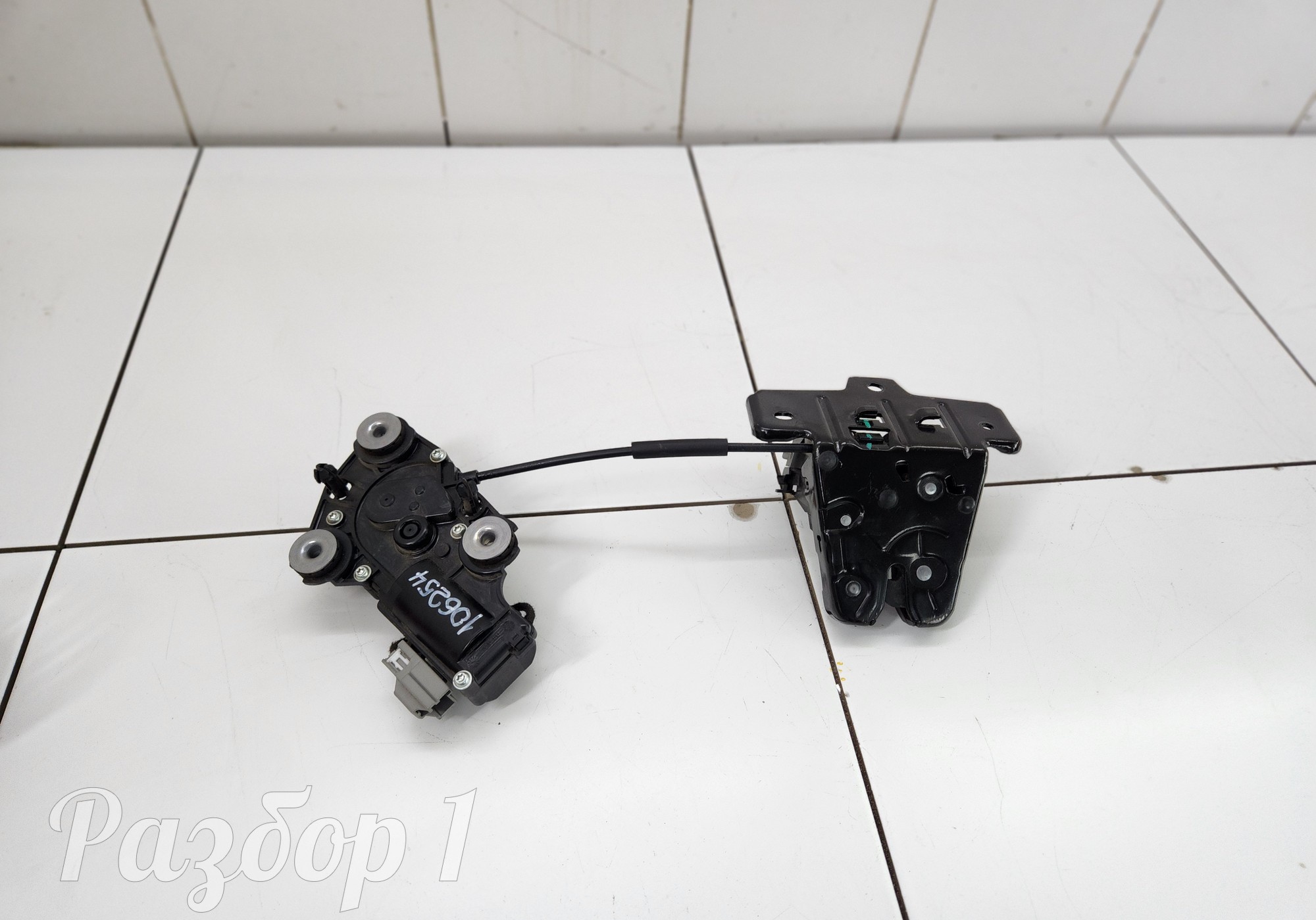 6600170399 Замок крышки багажника с актуатором для Geely Atlas Pro (с 2021)