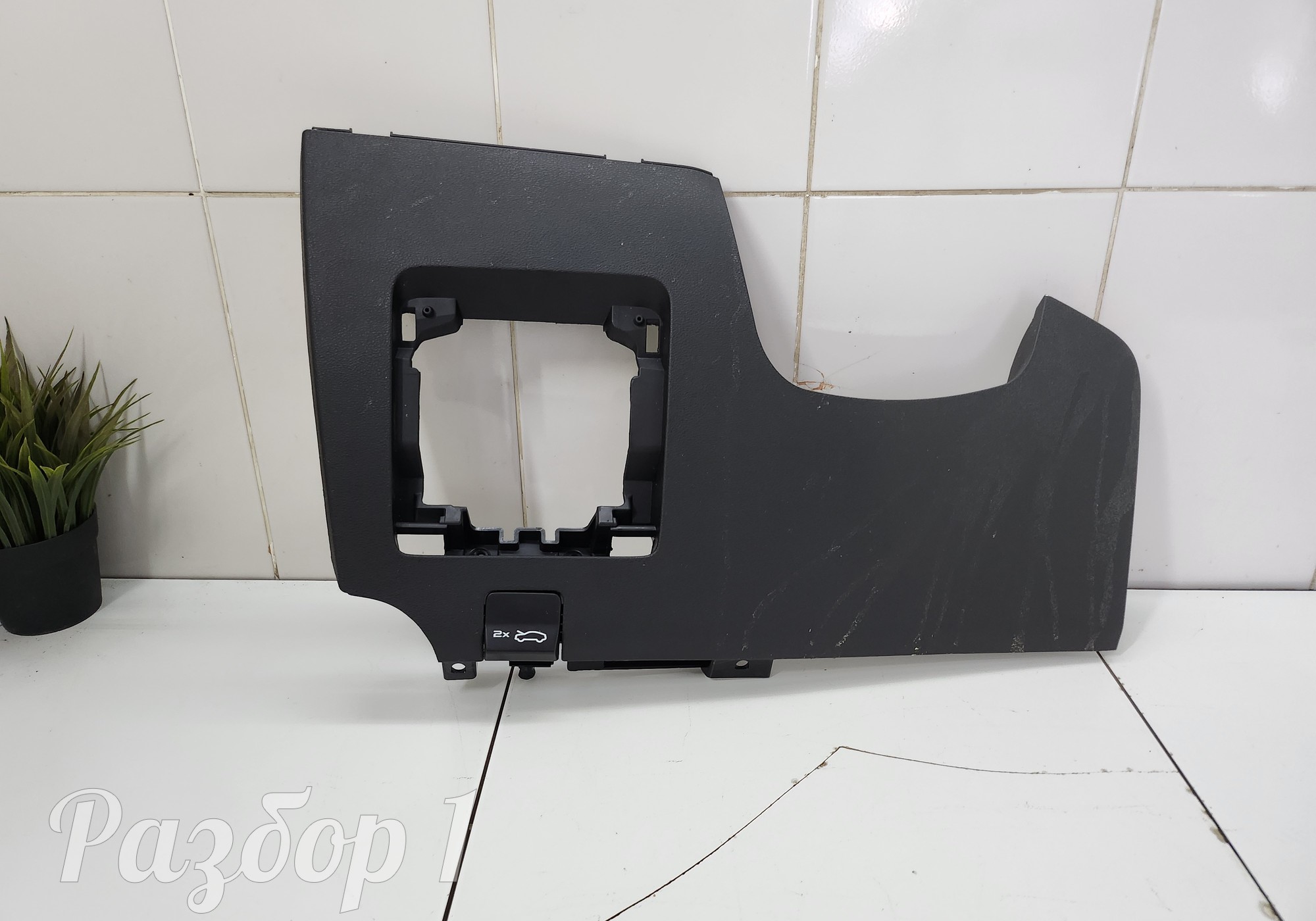 6600016299 Накладка торпеды для Geely Tugella (с 2019)