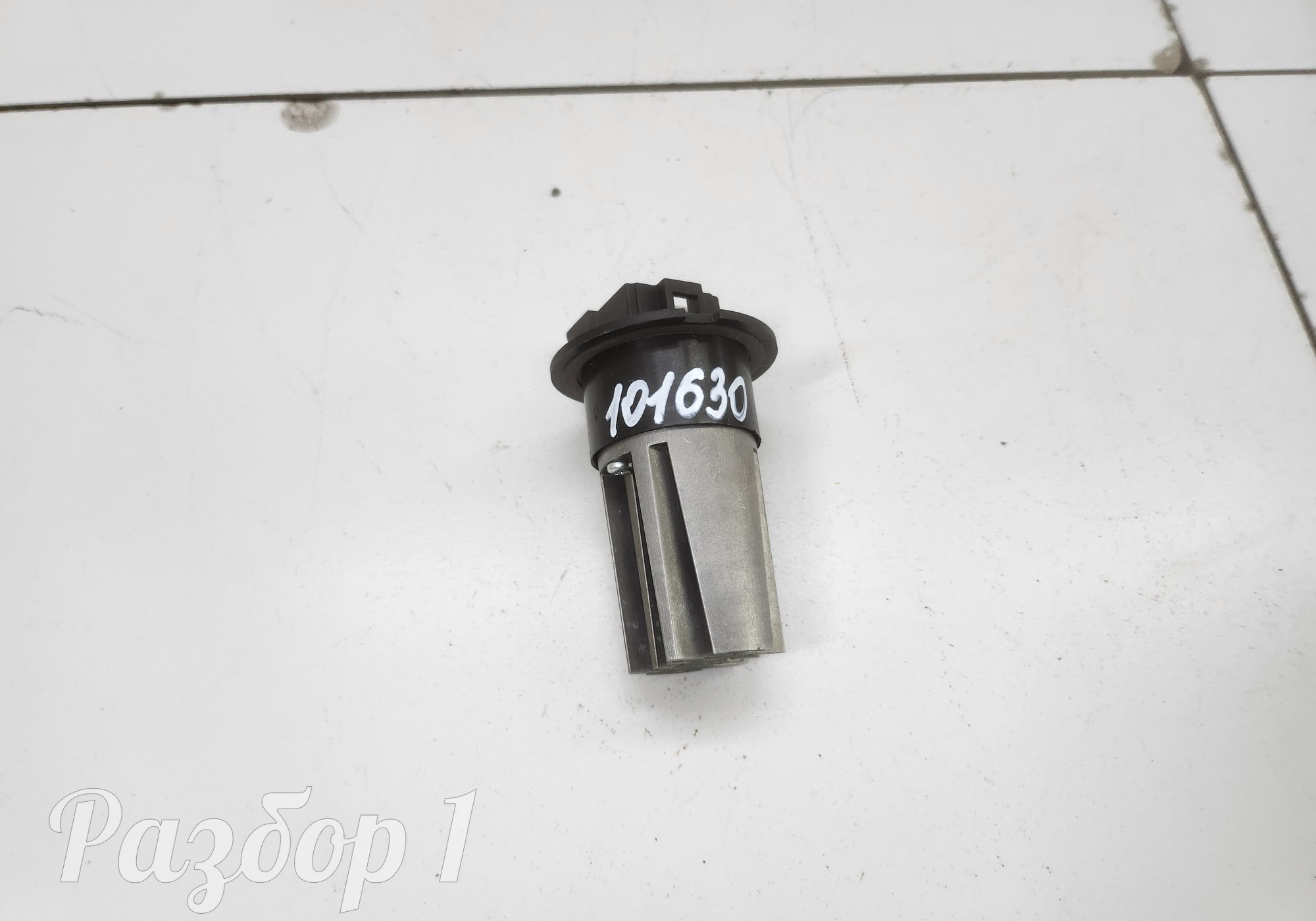 J154240600 Резистор отопителя(заднего) для Geely Okavango (с 2020)