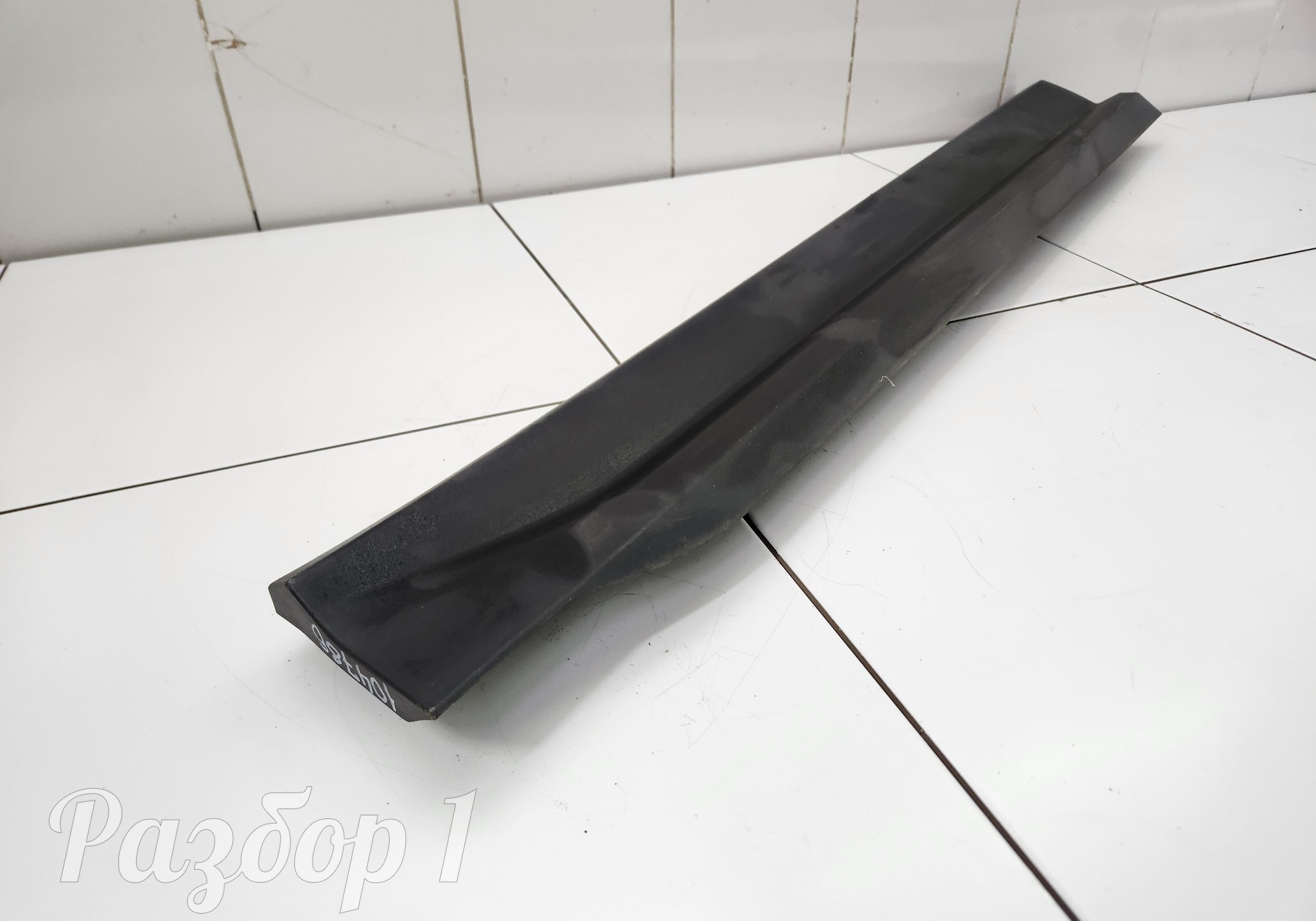 6600125112 Накладка двери передней правой для Geely Coolray (с 2020)