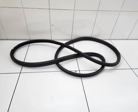 Уплотнитель проема передней правой двери для Geely Emgrand II (с 2021)