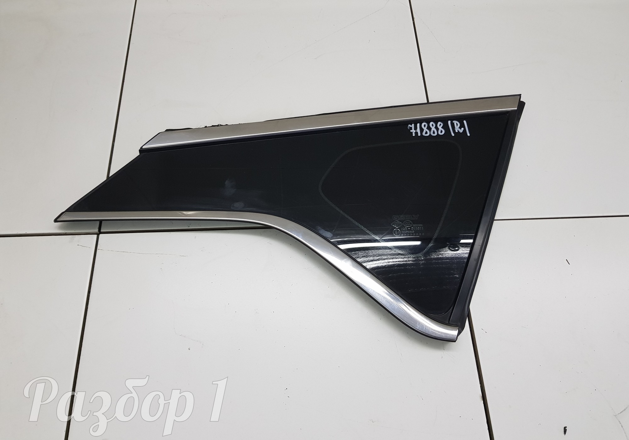 5085066600 Стекло кузовное правое для Geely Coolray (с 2020)